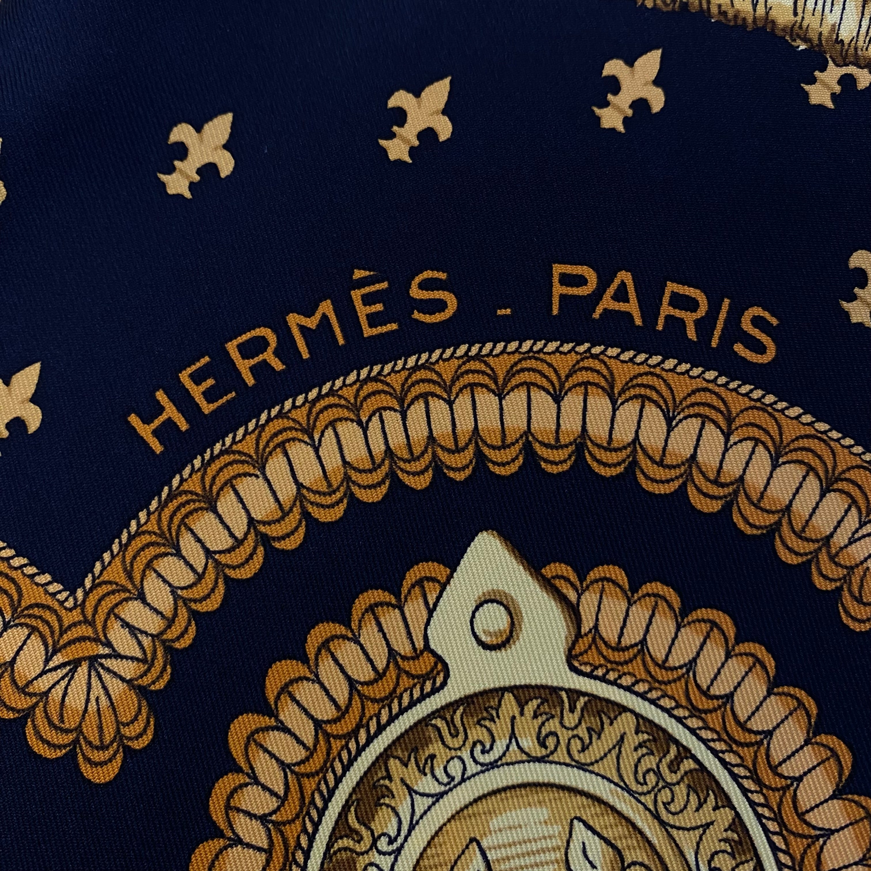 Hermès Selles a Housse Silk Scarf