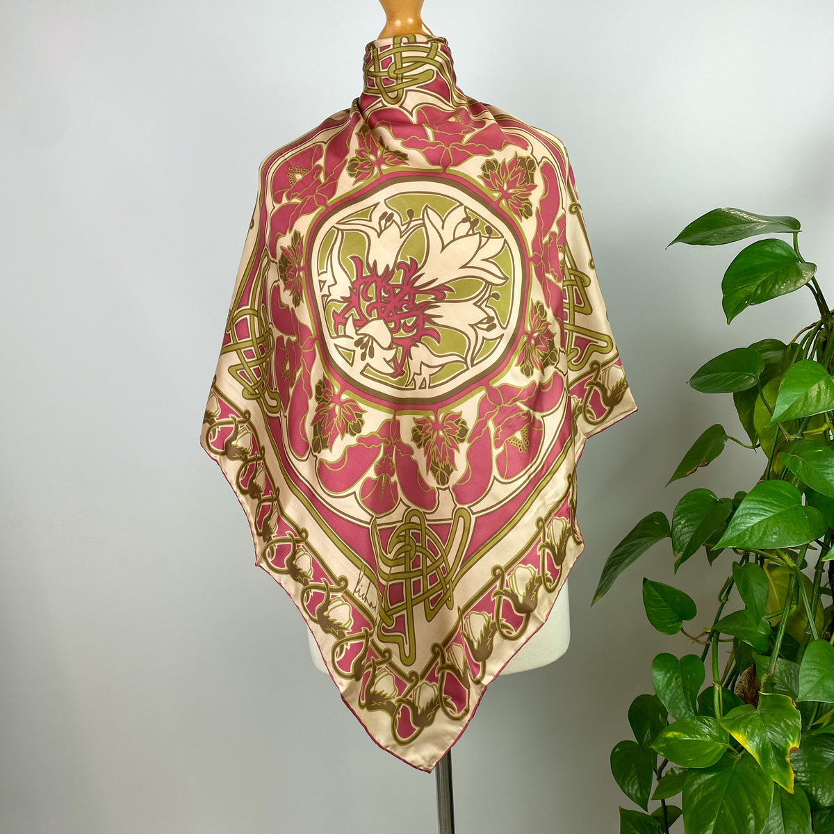 1970’s Richard Allan Silk Scarf