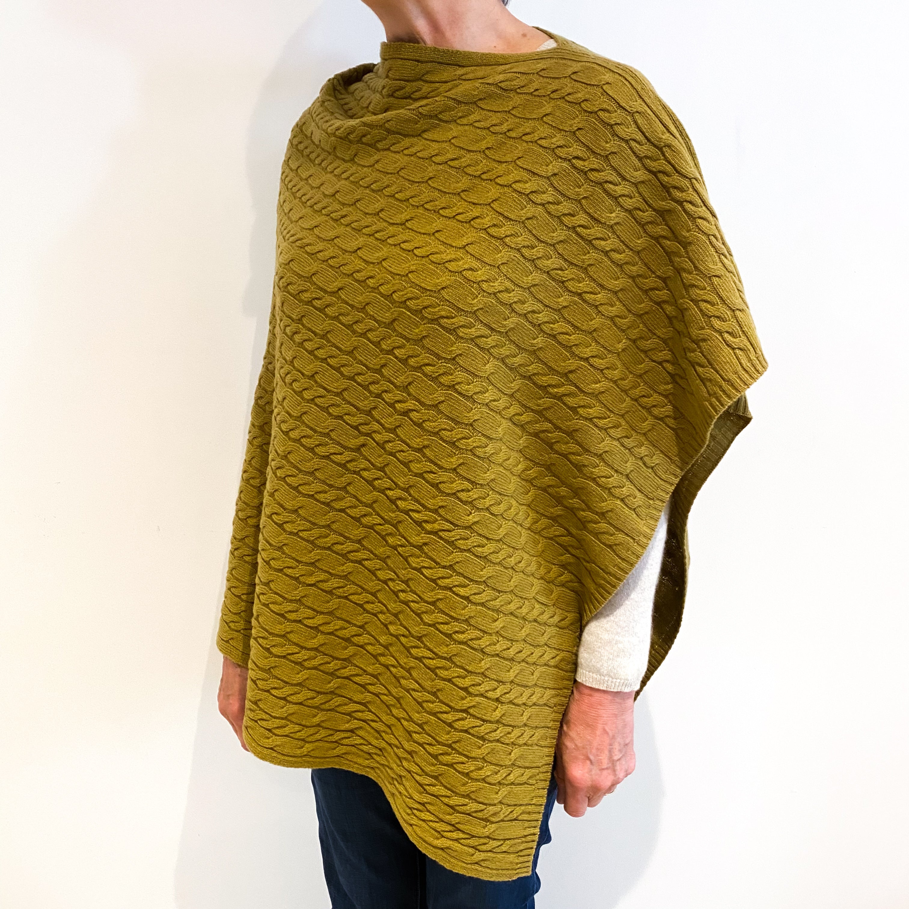 Brand New Scottish Pale Khaki Cashmere Cable Poncho One Size