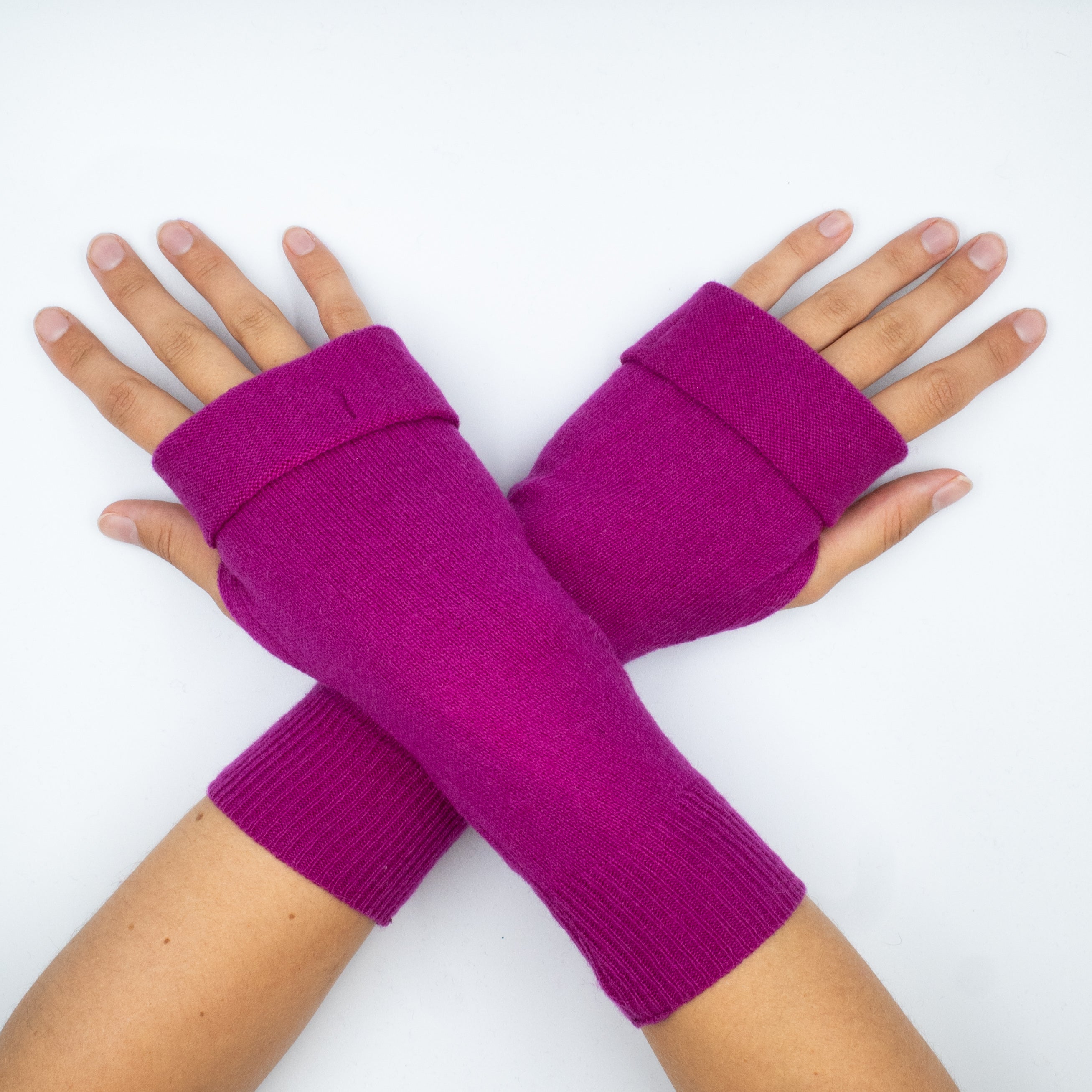 Magenta Pink Cashmere Fingerless Gloves NEARLY NEW CASHMERE CO.