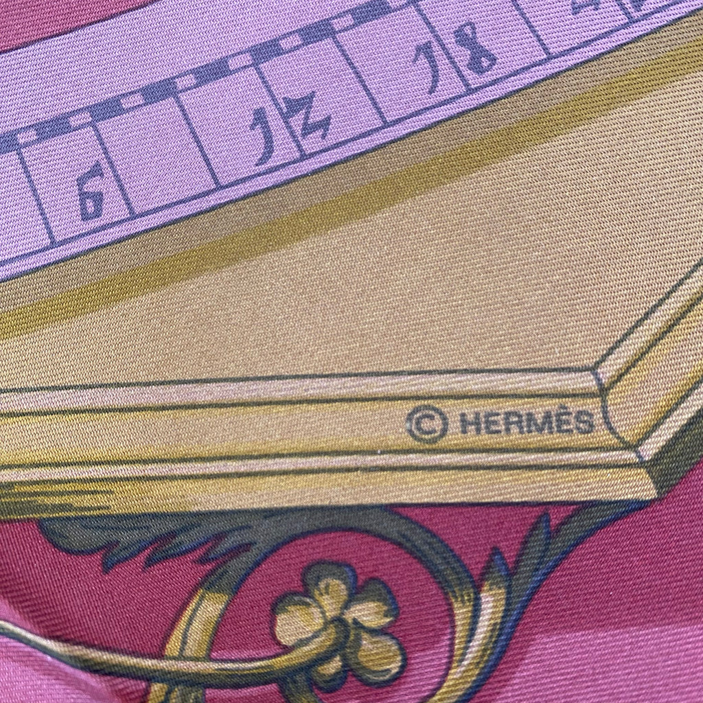Hermès Dies et Hore Surteint Silk Scarf