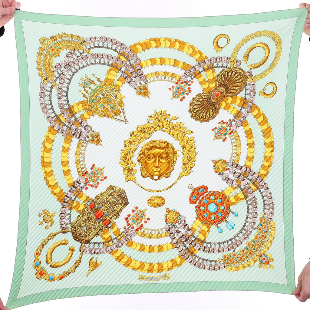 Boxed Hermès Kosmima Plissé Silk Scarf