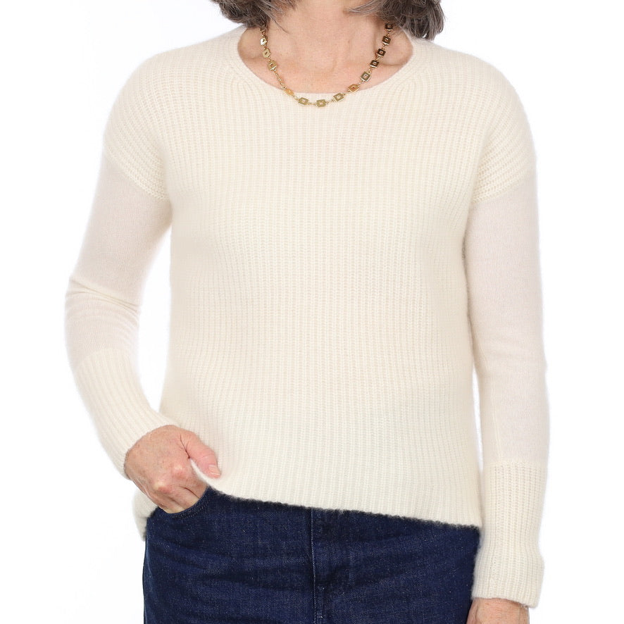 Neiman Marcus Vanilla Cream Rib Cashmere Crew Neck Jumper Medium