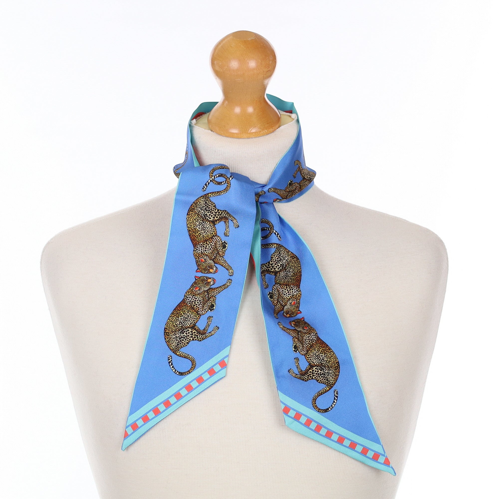 Brand New Bellezza Two Tone Blue Leopard Tropical Double Faced Silk Twilly