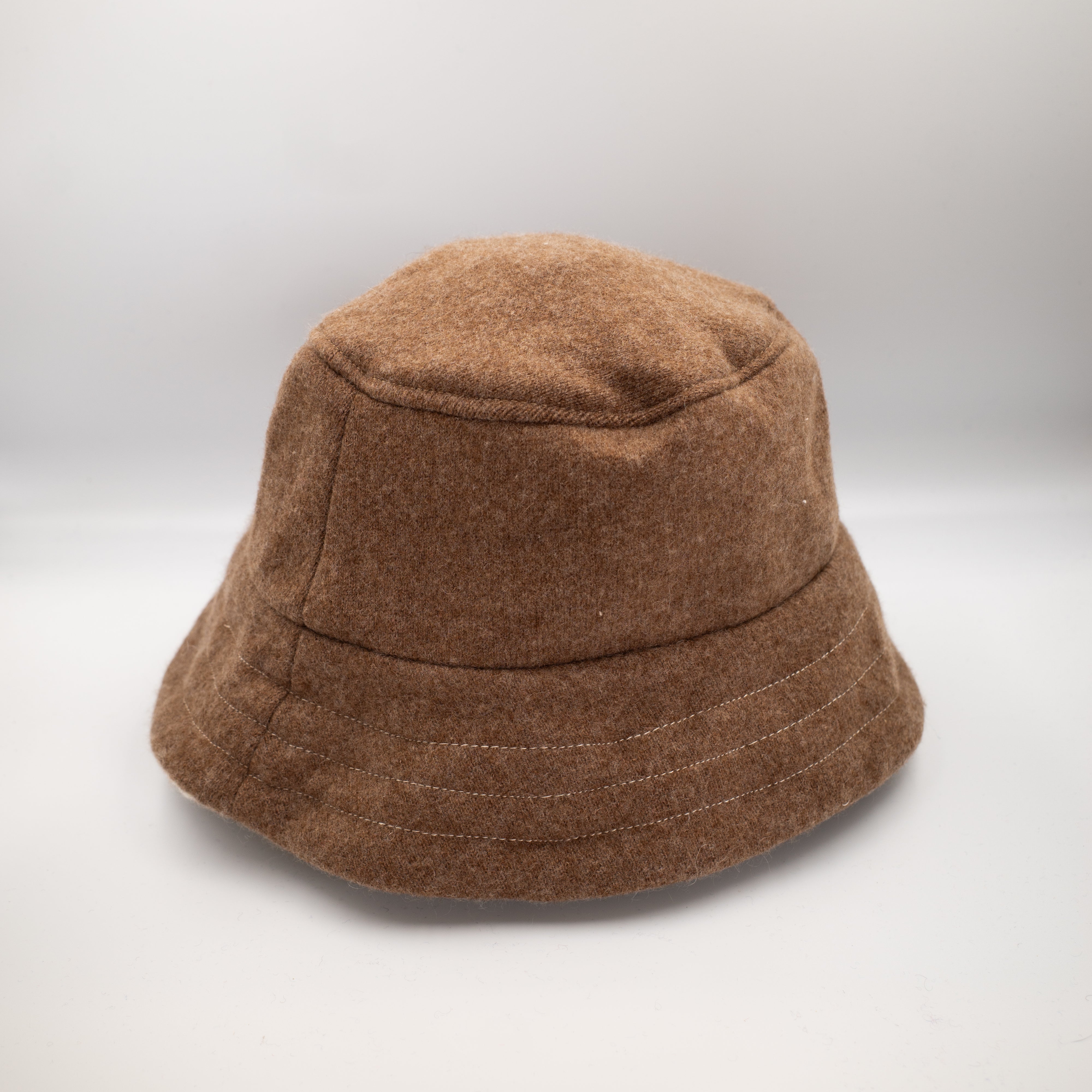Nutmeg Brown Reversible Cashmere Bucket Hat Medium