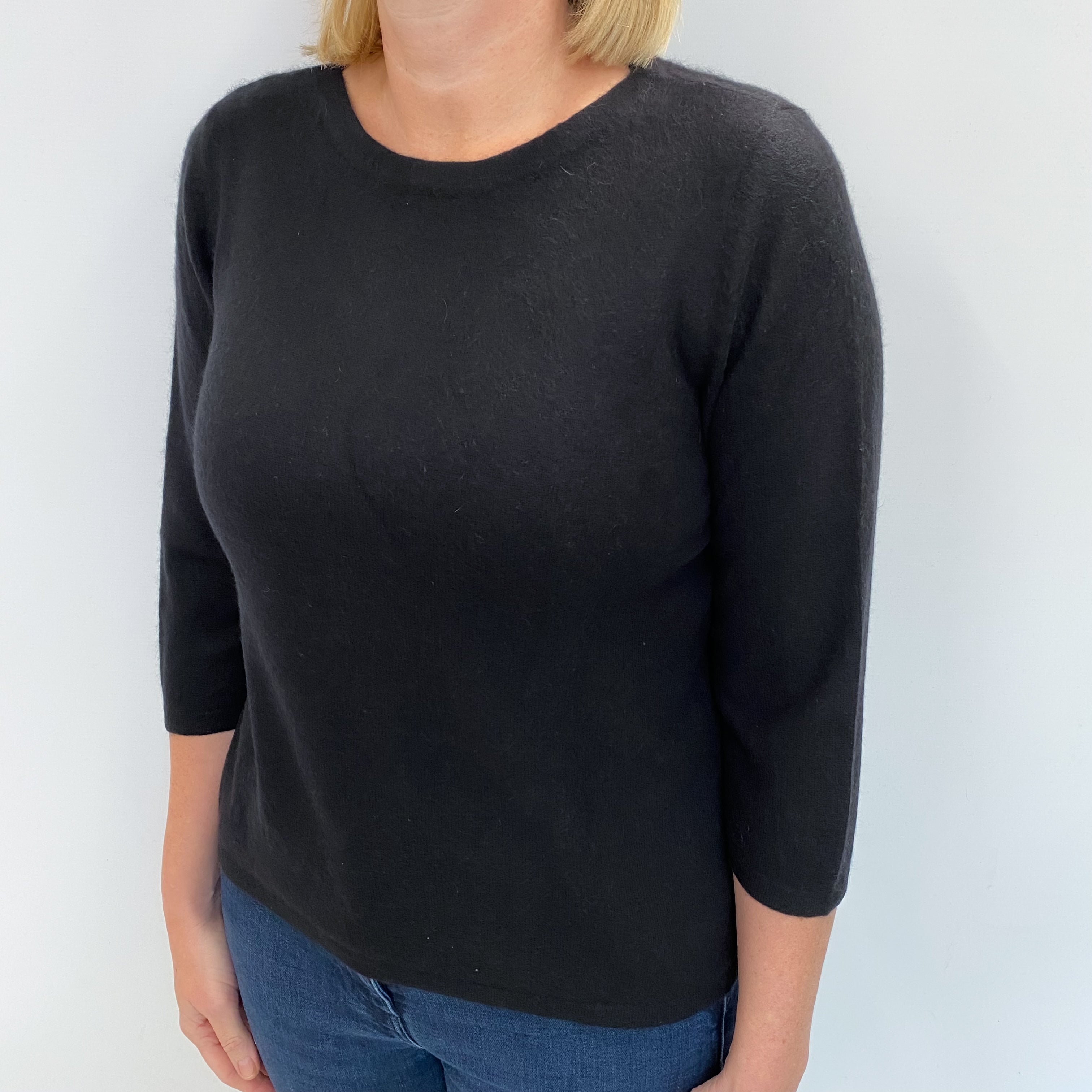 Black Cashmere Crew Neck Jumper Large