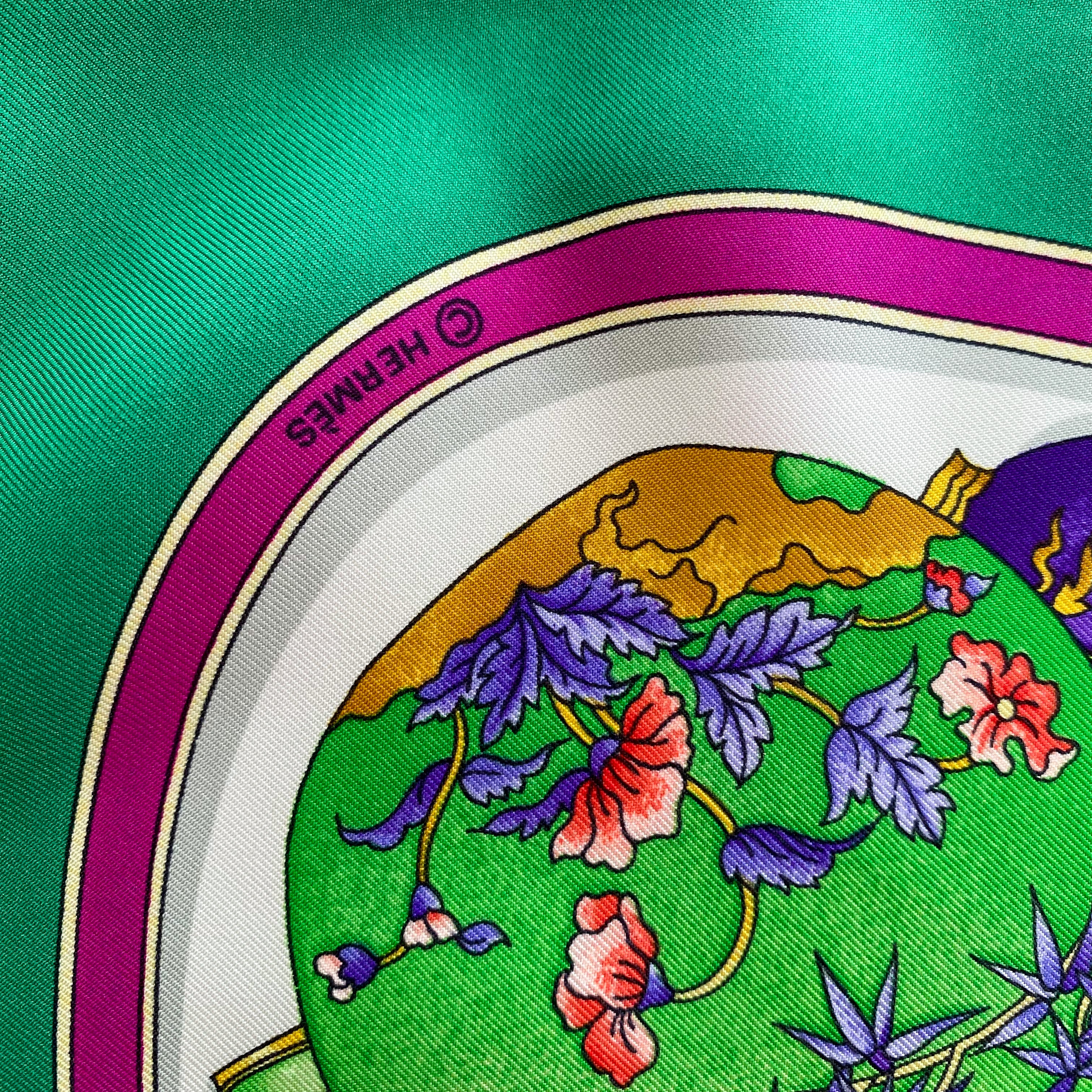 Hermès Qu’ Importe le Flacon Vintage Silk Scarf