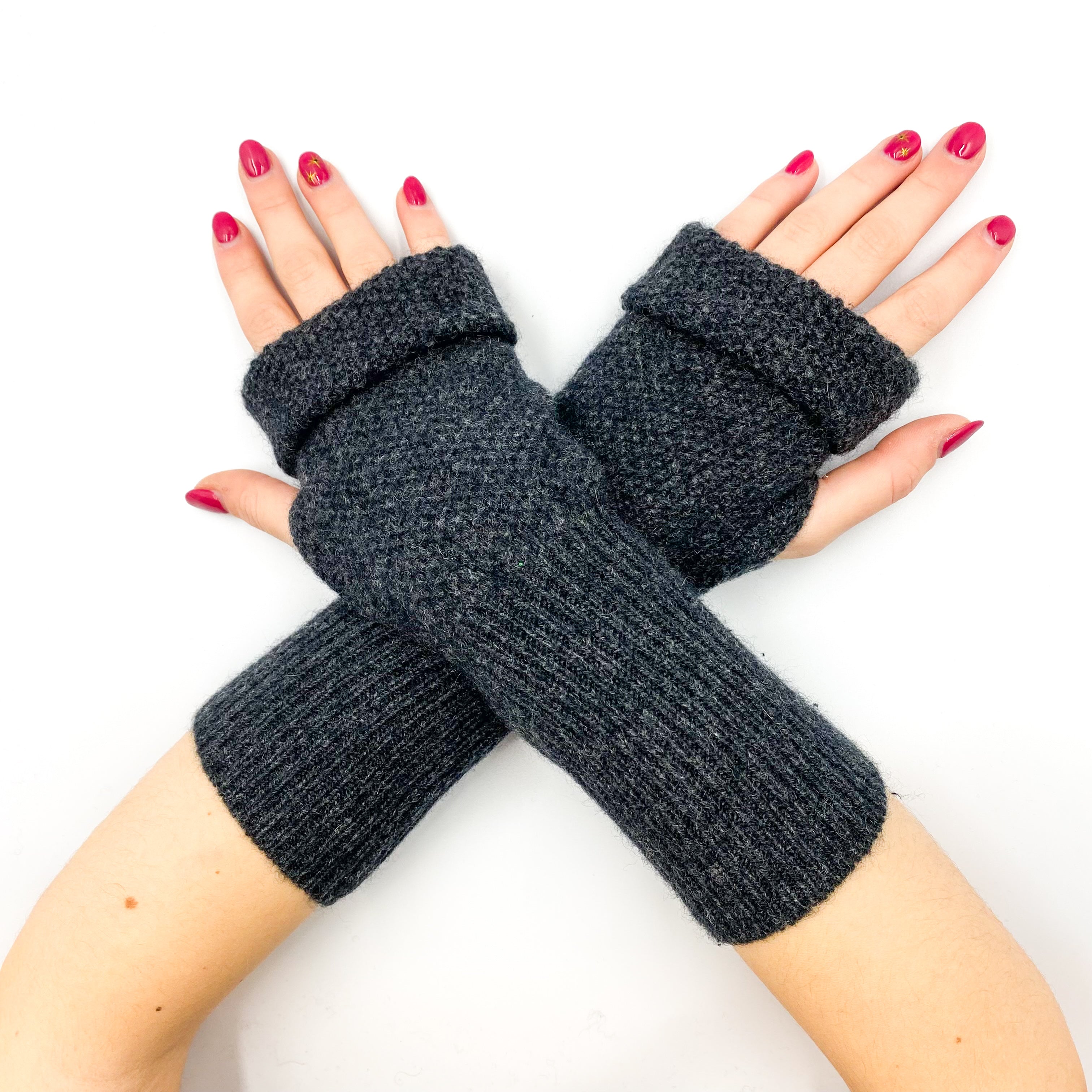 Charcoal Grey Textured Fingerless Gloves