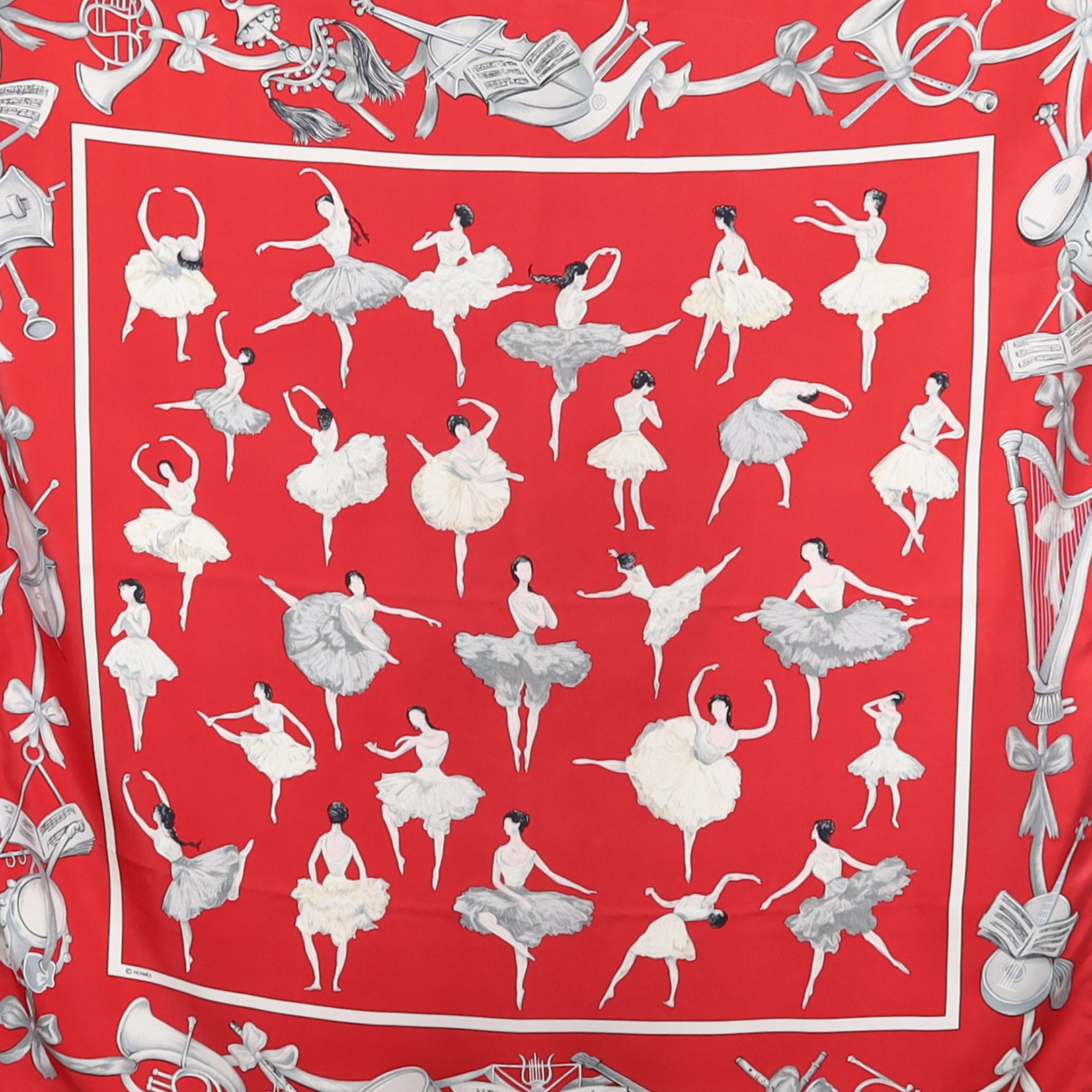 Immaculate Hermès La Danse Designer Silk Scarf