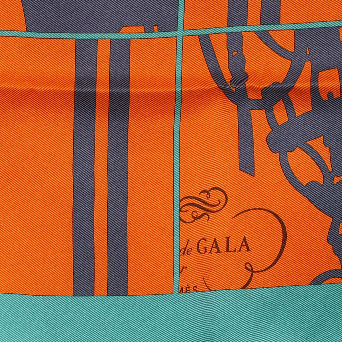 Brand New Boxed Hermès En Désordre Silk Scarf