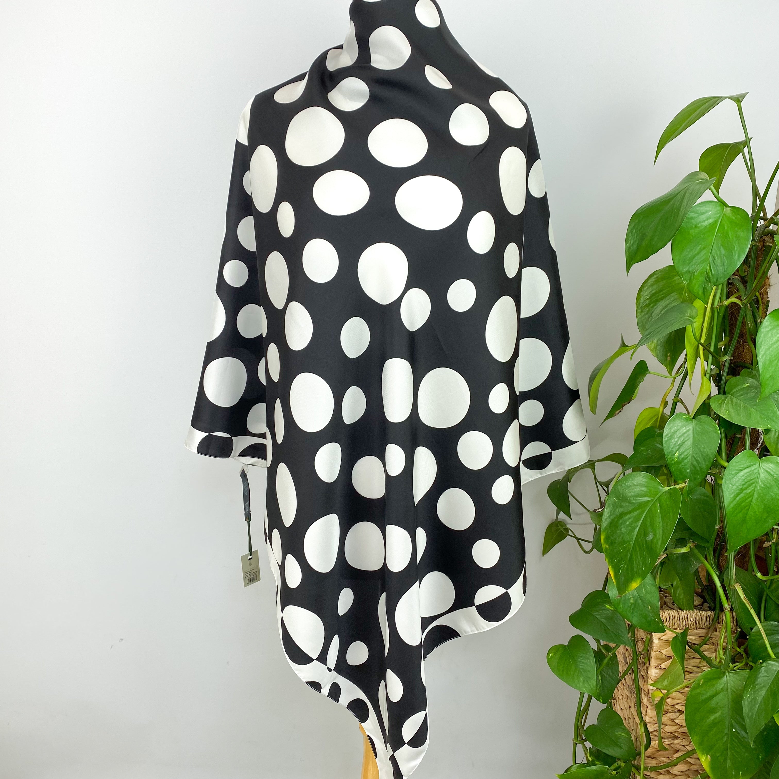 Brand New Hobbs Extra Large Spotty Silk Scarf