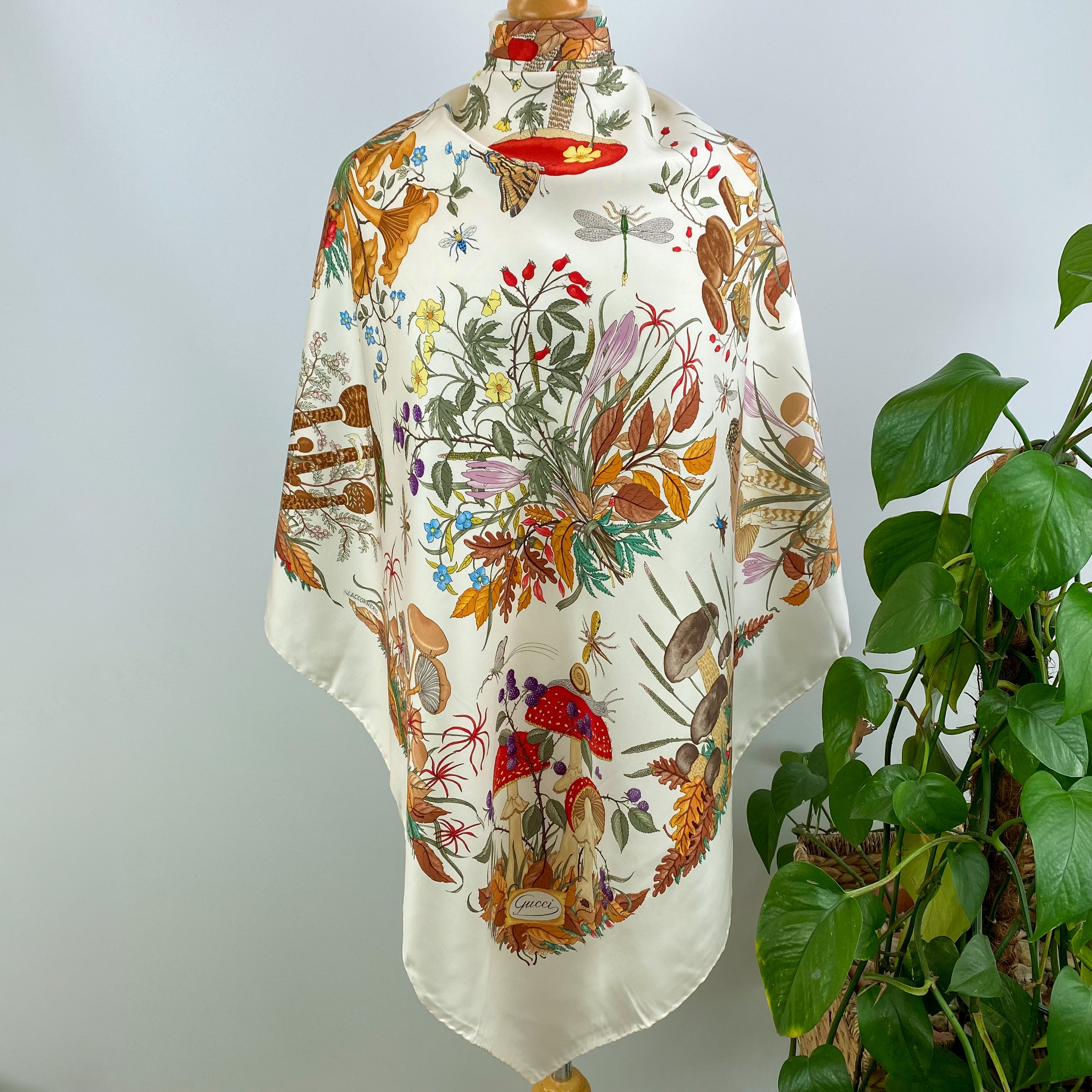 Gucci Floral Vintage Silk Scarf