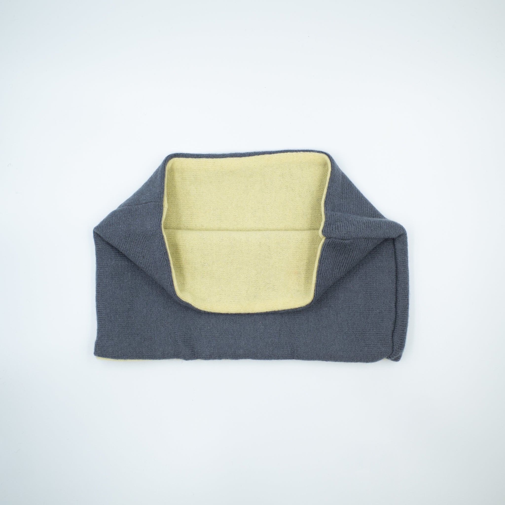 Men’s Dove Grey and Lemon Neck Warmer