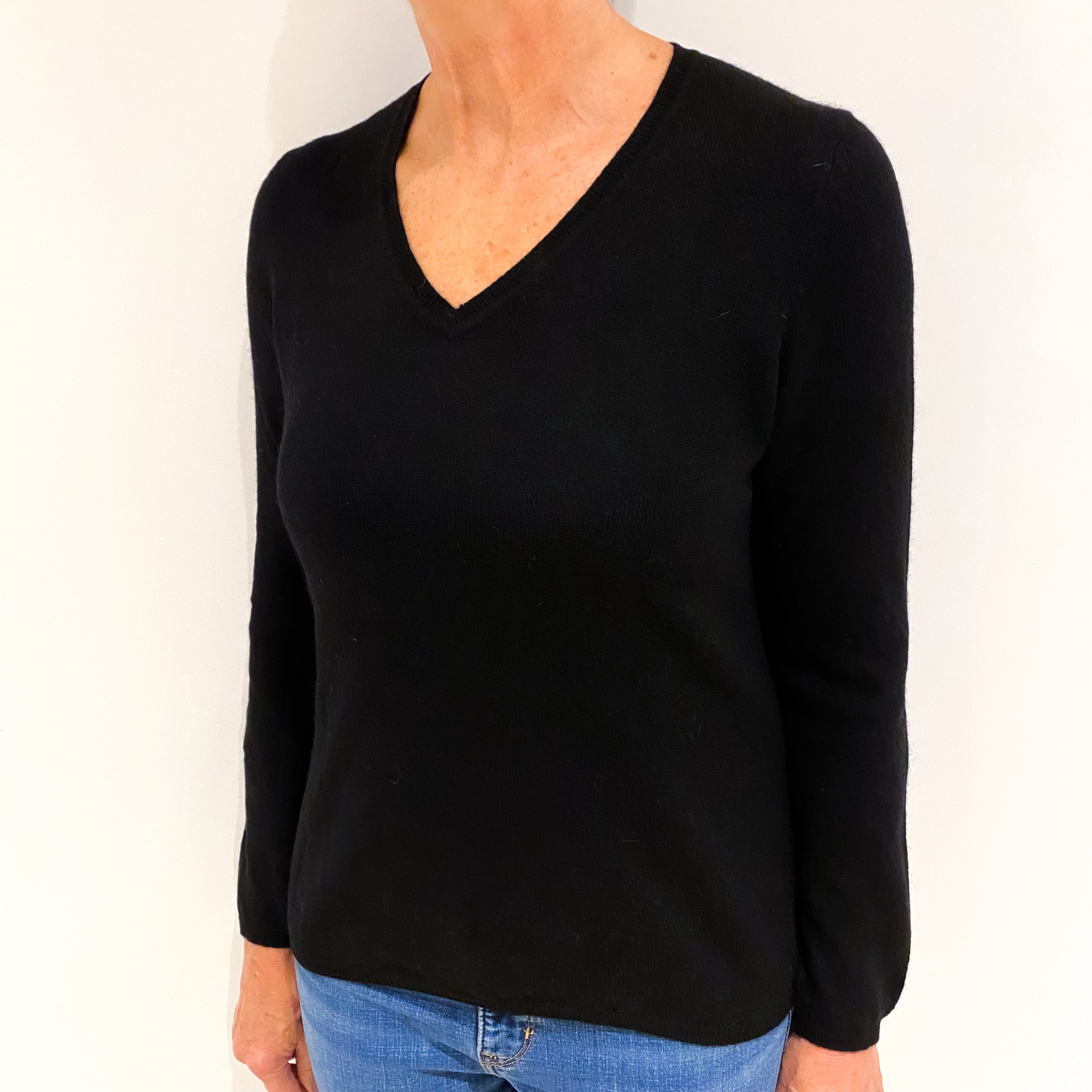 Black Cashmere V Neck Jumper Medium