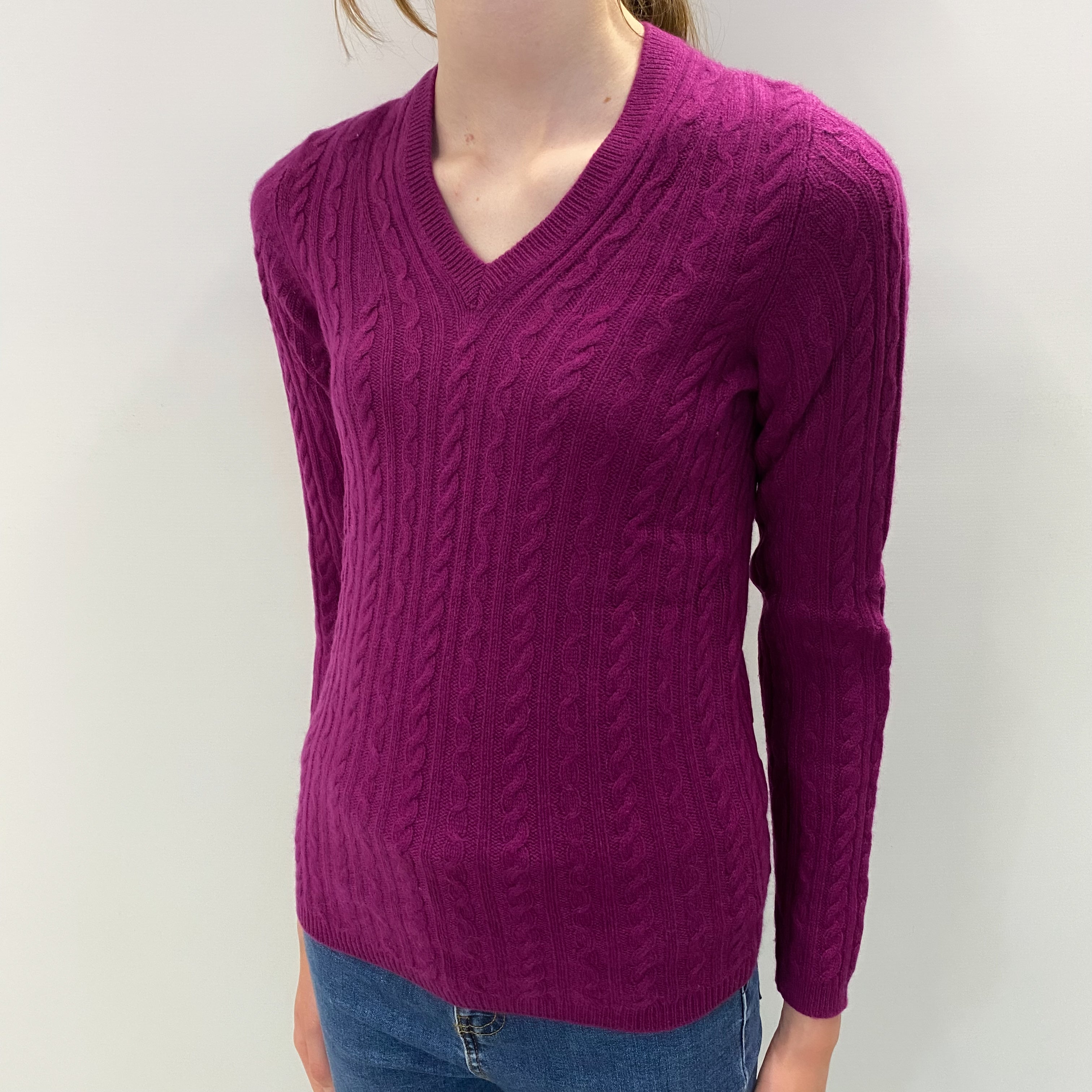 Scottish Magenta Purple Cashmere V Neck Cable Knit Jumper Extra Small