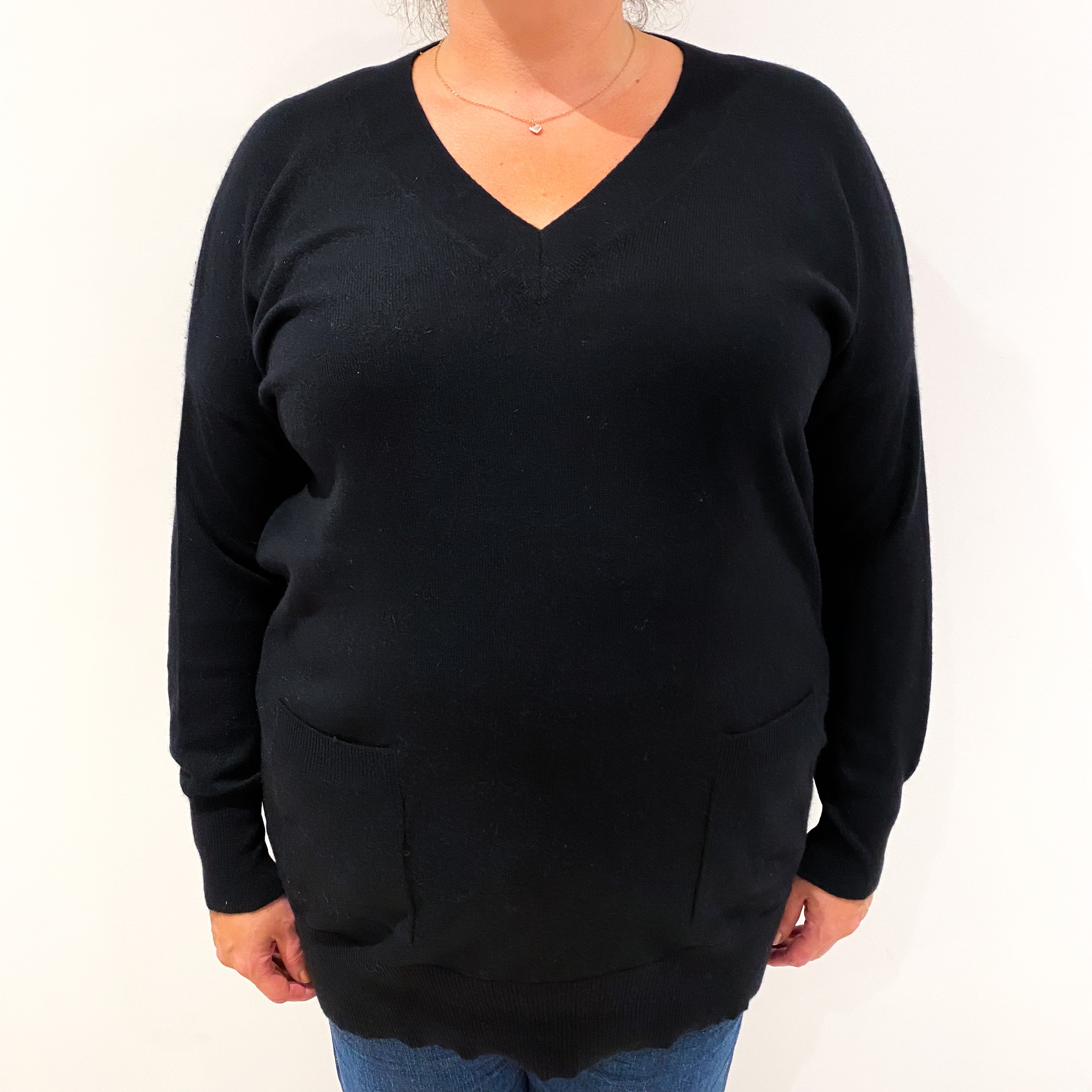 Black Slouchy Cashmere V-Neck Jumper with Pockets Extra Large