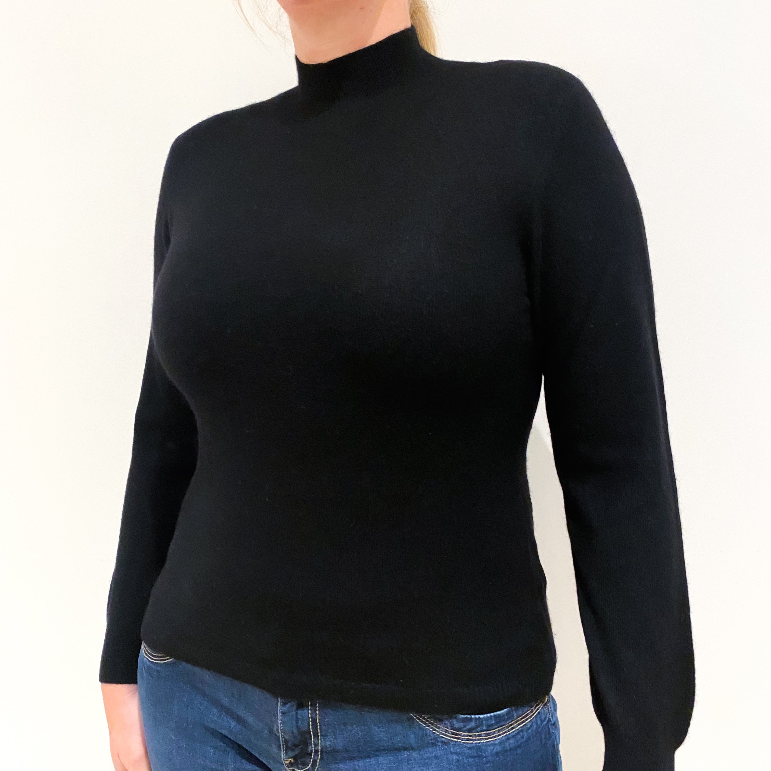 Black Cashmere Turtle Neck Jumper Large