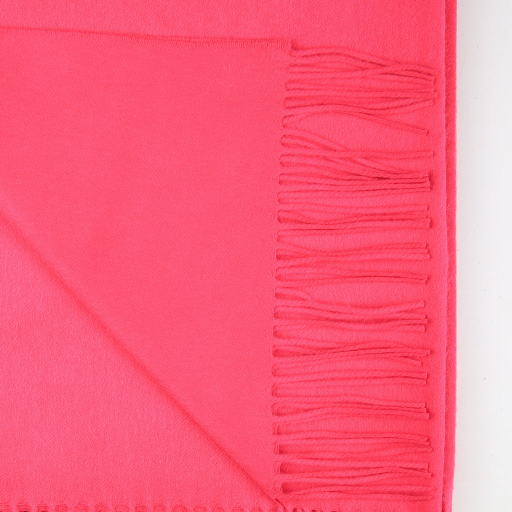 Brand New Scottish Alex Begg Electric Pink Heavy Woven Cashmere Blanket