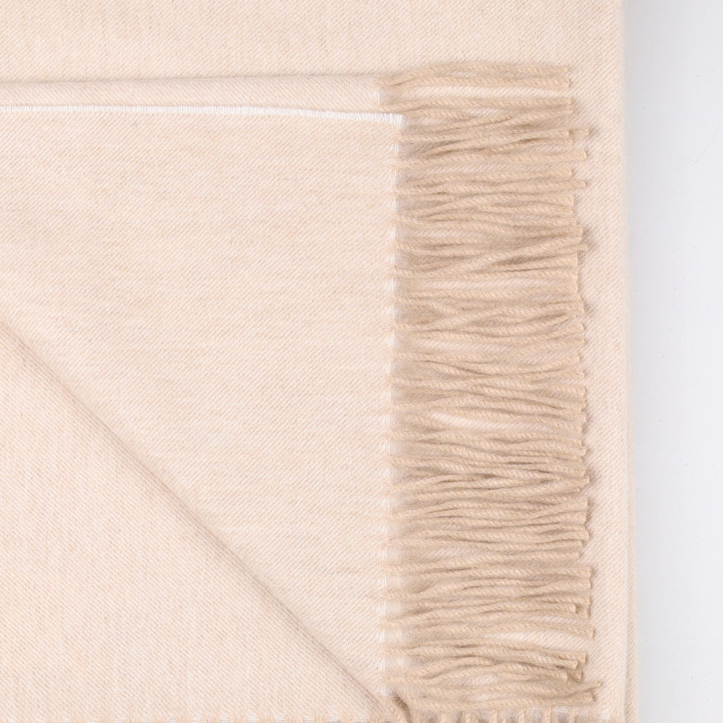 Brand New Scottish Alex Begg Almond Beige Heavy Woven Cashmere Blanket