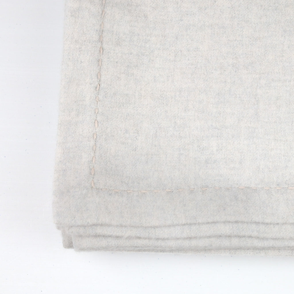 Brand New Scottish Alex Begg Mist Grey Designer Heavy Woven Cashmere Blanket