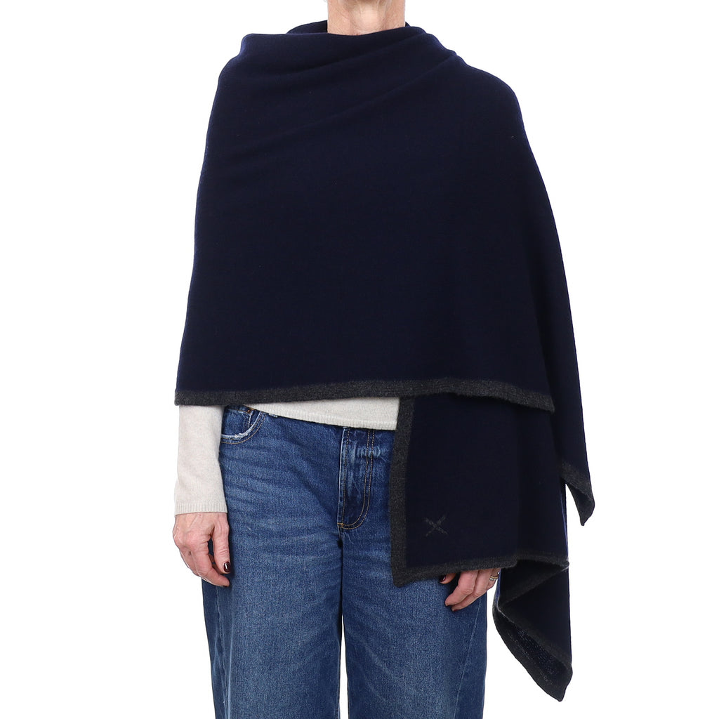 Brand New Begg & Co Dark Navy Cashmere Knitted Wrap