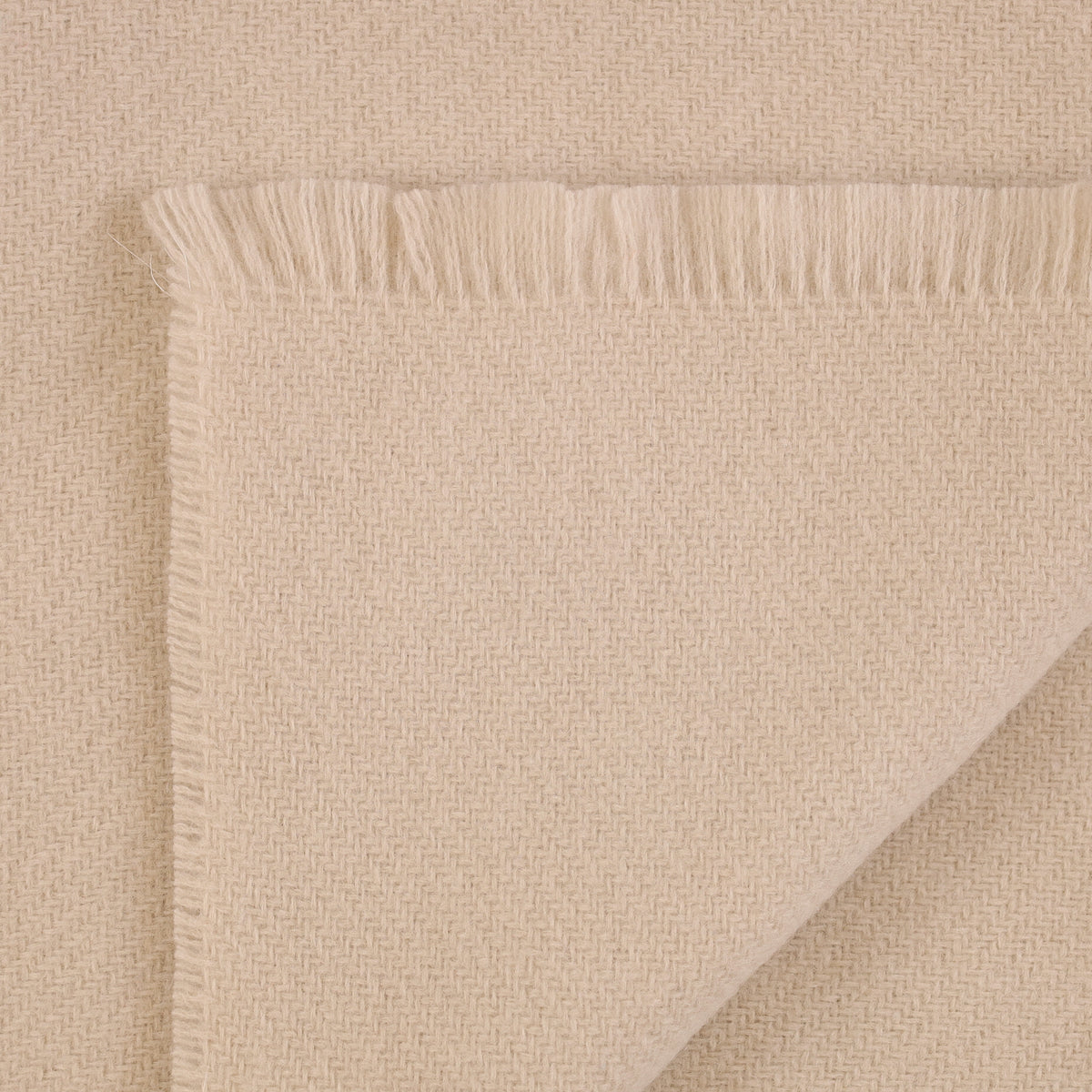 Brand New Scottish Almond Cream Luxury Woven Cashmere Blanket