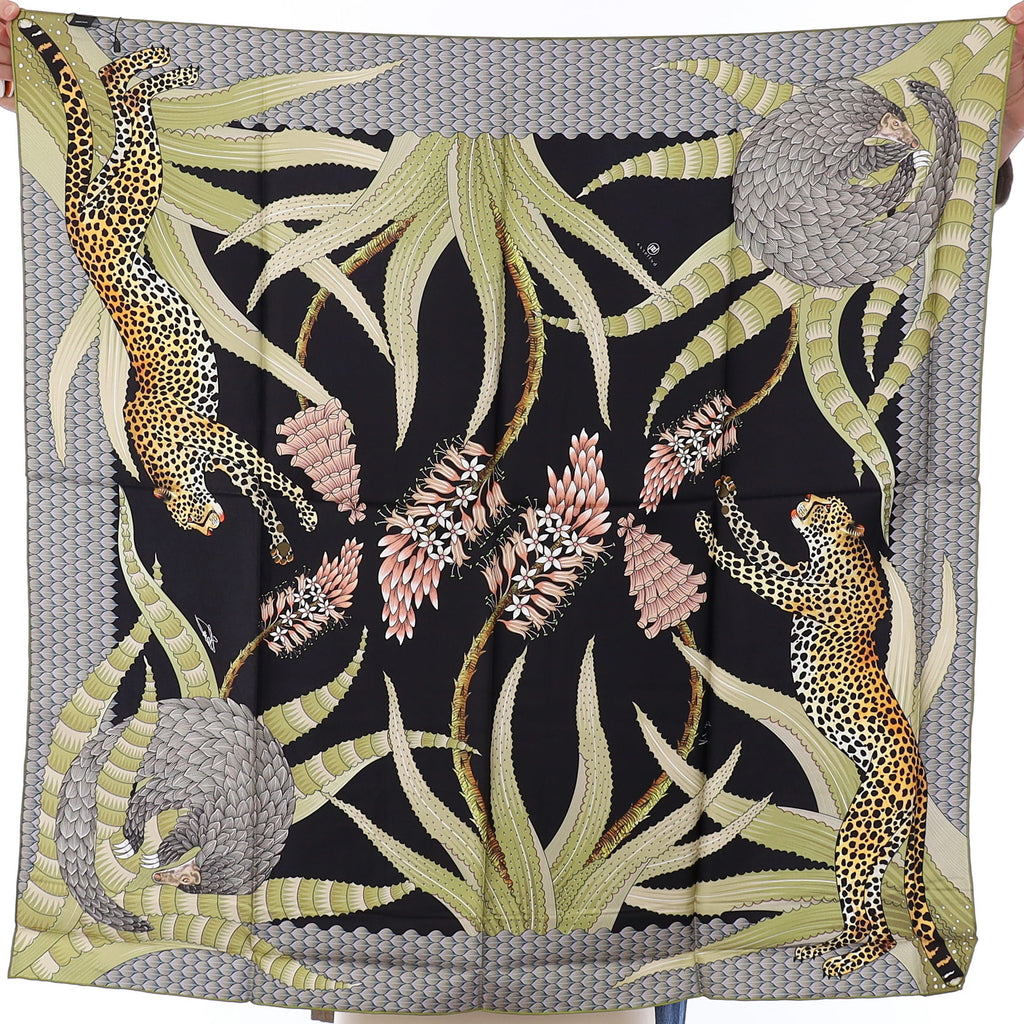 Brand New Bellezza Navy & Black Leopard Double Faced Silk Scarf
