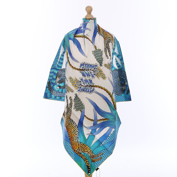 Brand New Bellezza Ivory & Blue Leopard Double Faced Silk Scarf