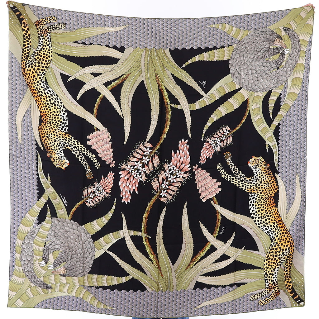 Brand New Bellezza Navy & Black Leopard Double Faced Silk Scarf Extra Large