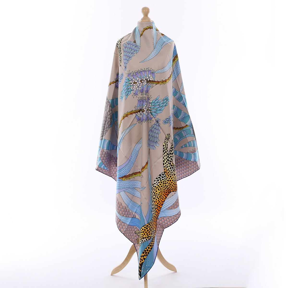 Brand New Bellezza Antique Grey & Blue Leopard Double Faced Silk Scarf Extra Large