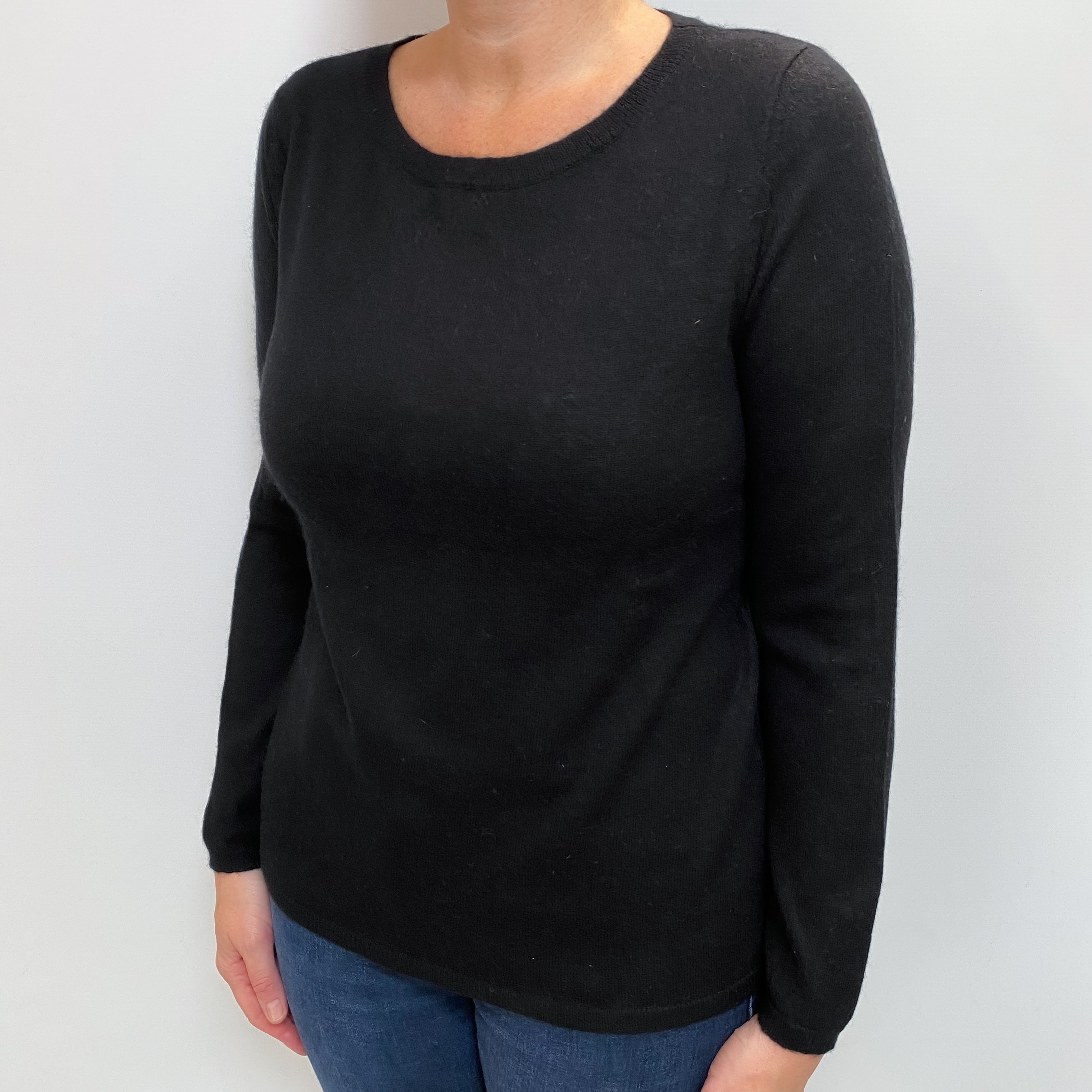 Black Cashmere Crew Neck Jumper Large