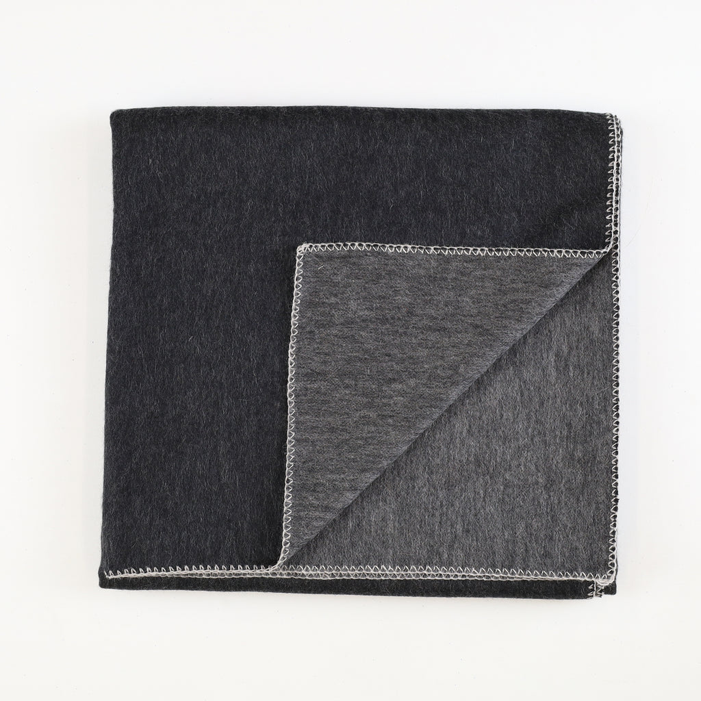 Brand New Scottish Granite Grey Woven Cashmere Throw
