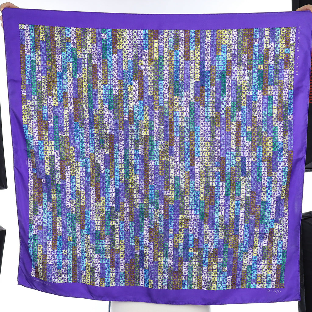 Hermès The Rhythm of China Silk Scarf