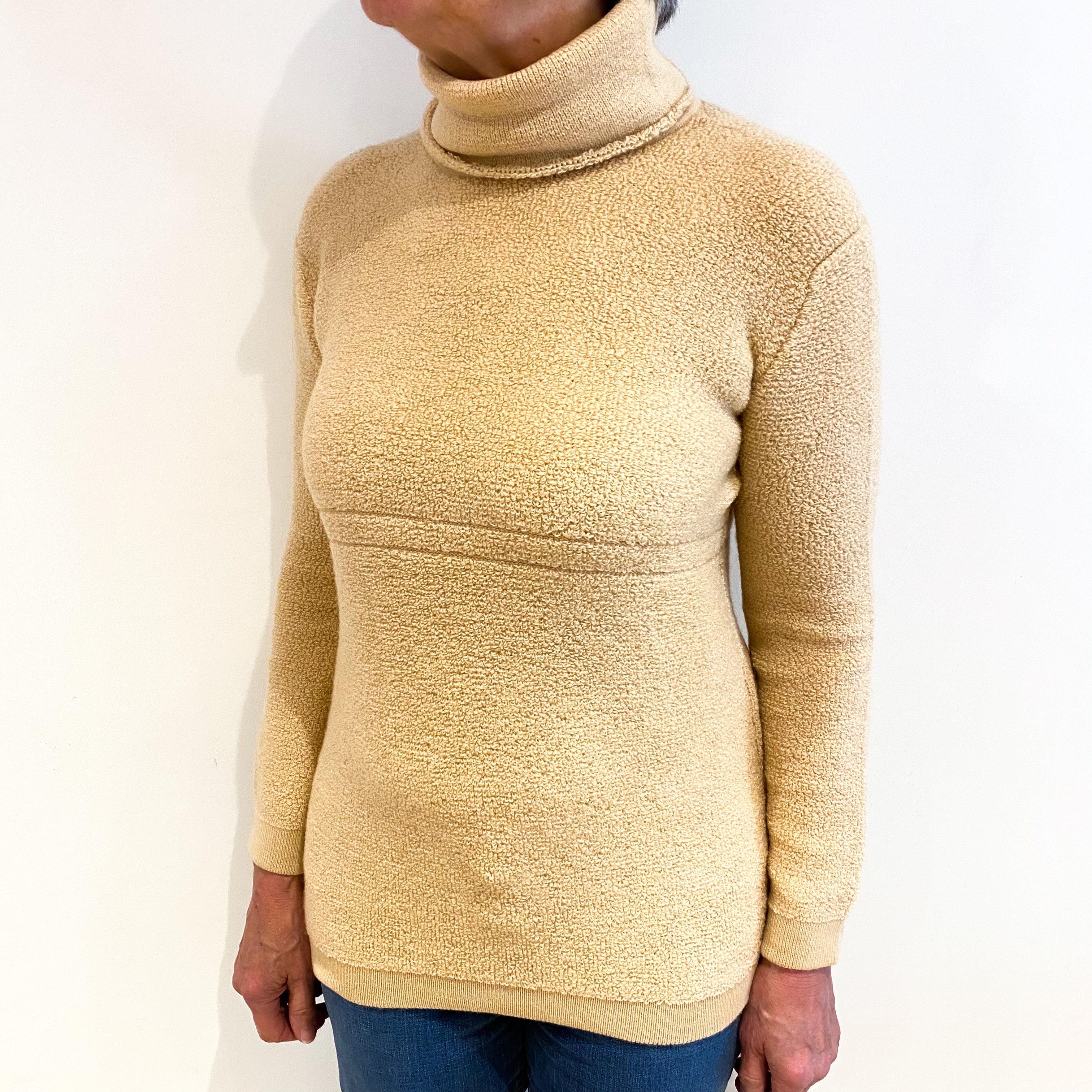 Brand New Scottish Beige Fleece Jumper Medium