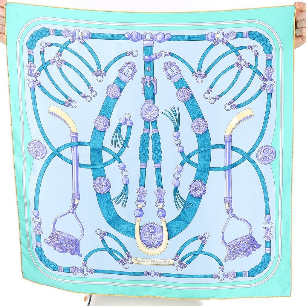Pristine Hermès 70 Gaucho Par Hermès Silk Scarf