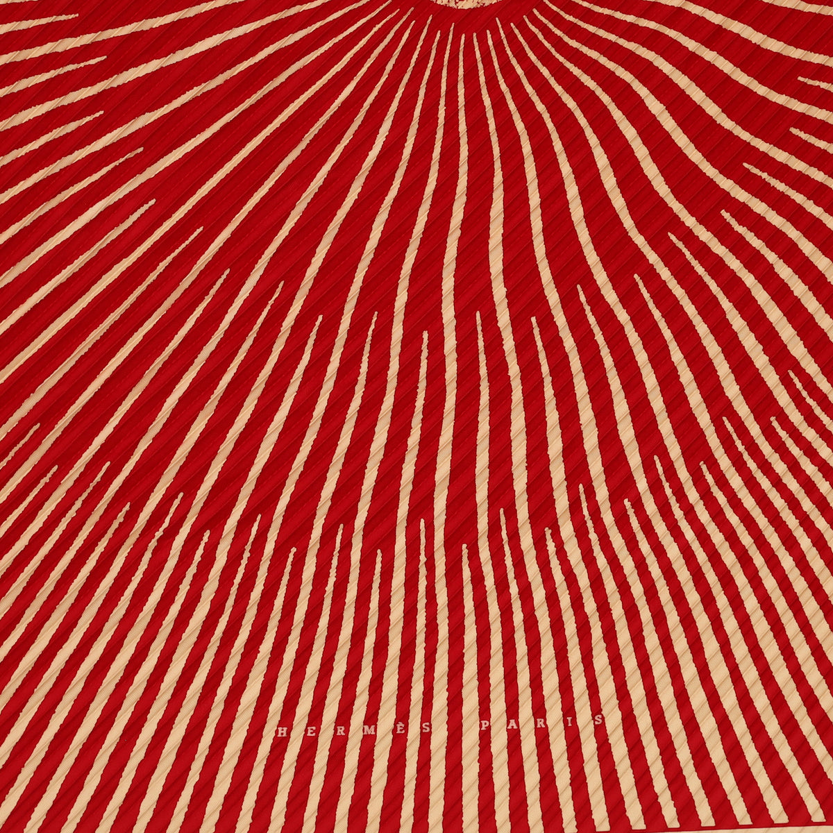 Boxed Hermès Soleil Plisse Silk Scarf Quite Rare