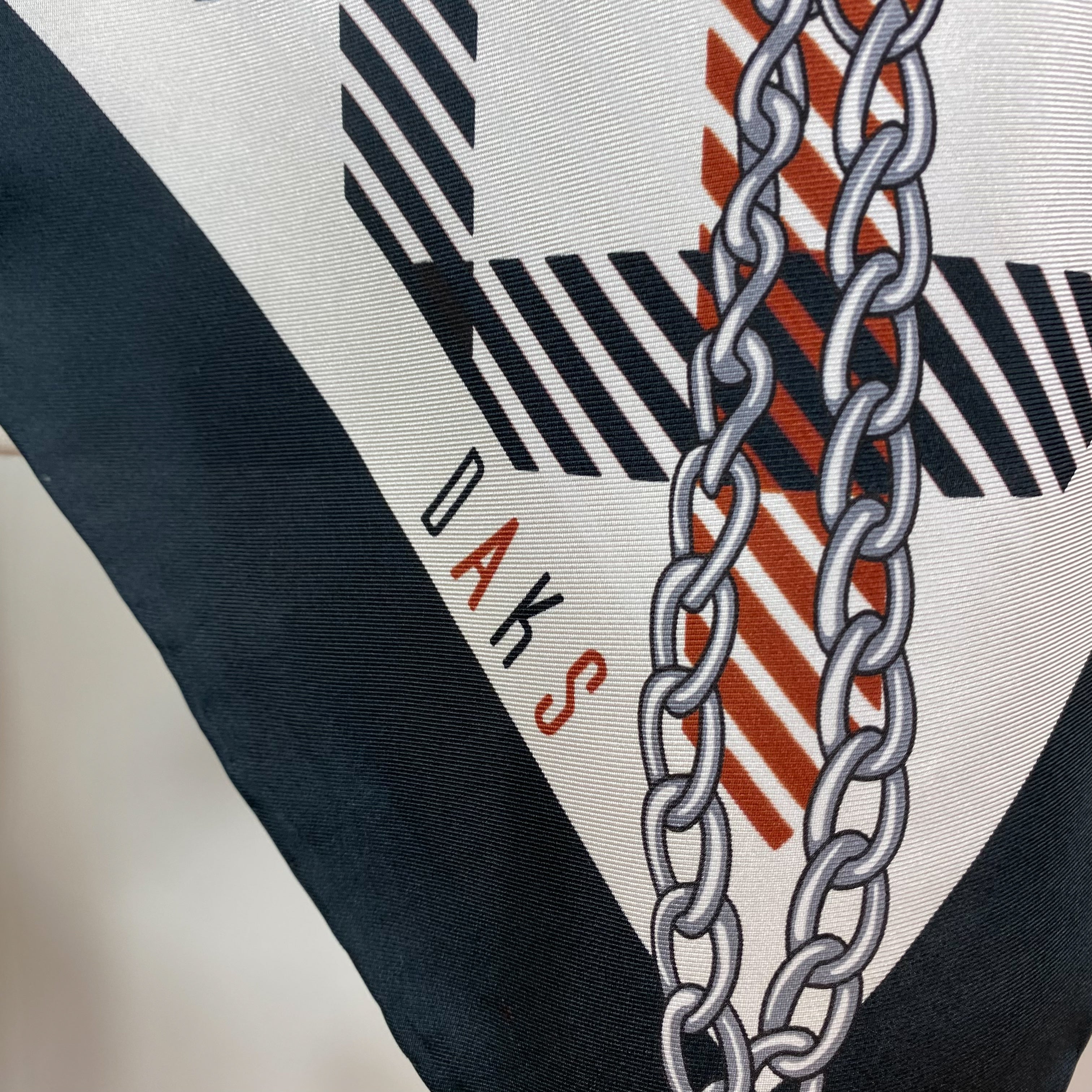 Brand New Equestrian Design Daks New Silk Scarf