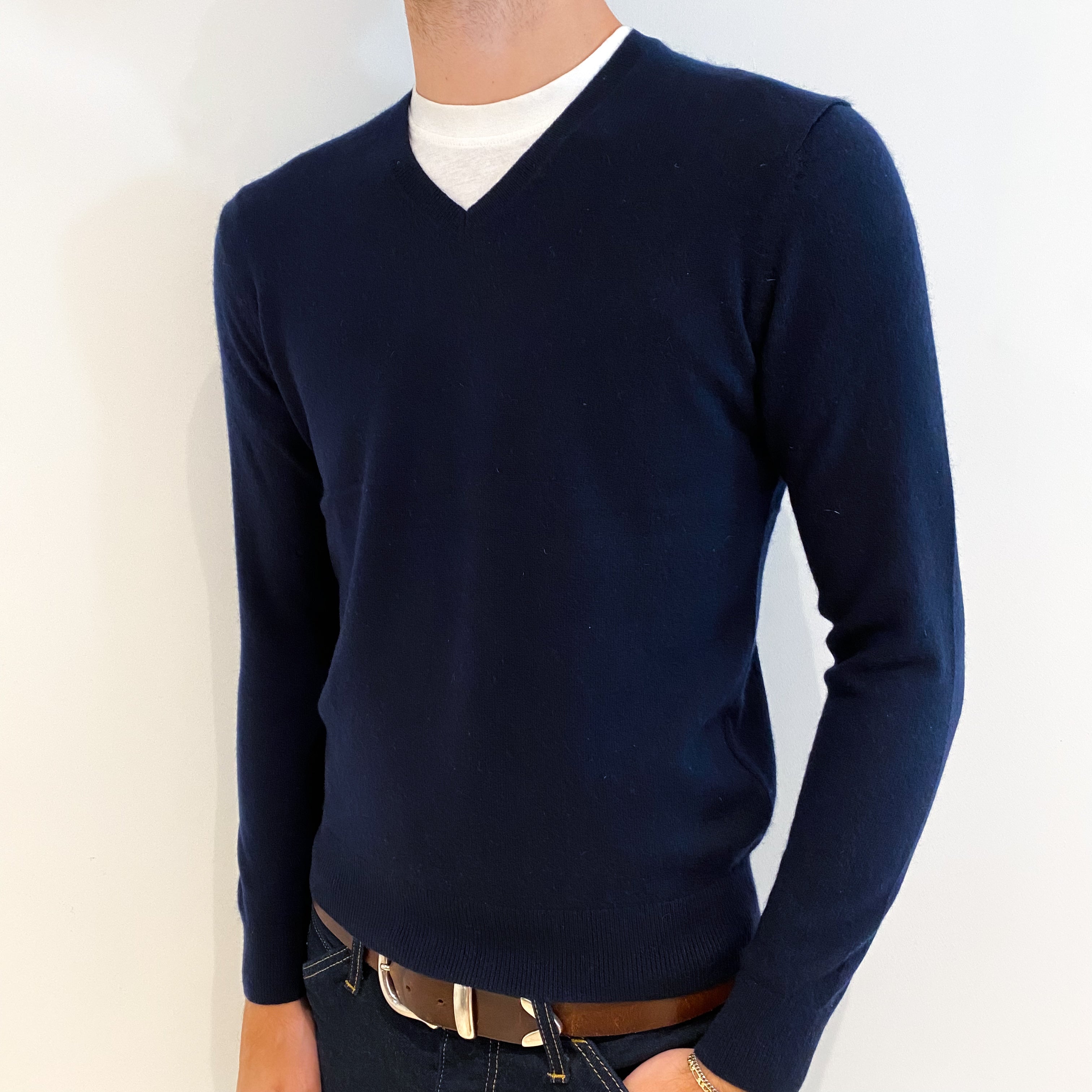 Men's Navy Blue Cashmere V-Neck Jumper Medium