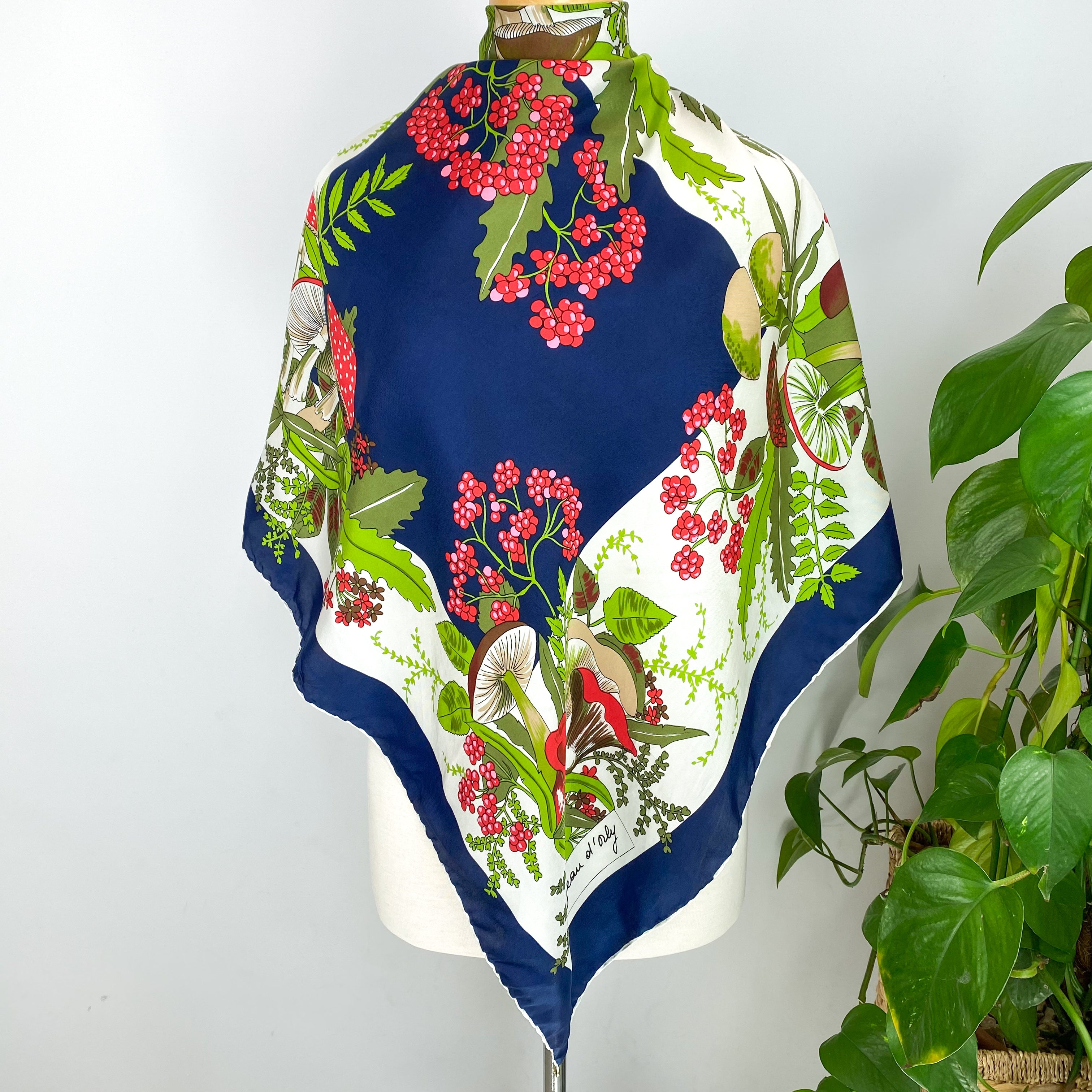 Pretty French Floral Vintage Silk Scarf