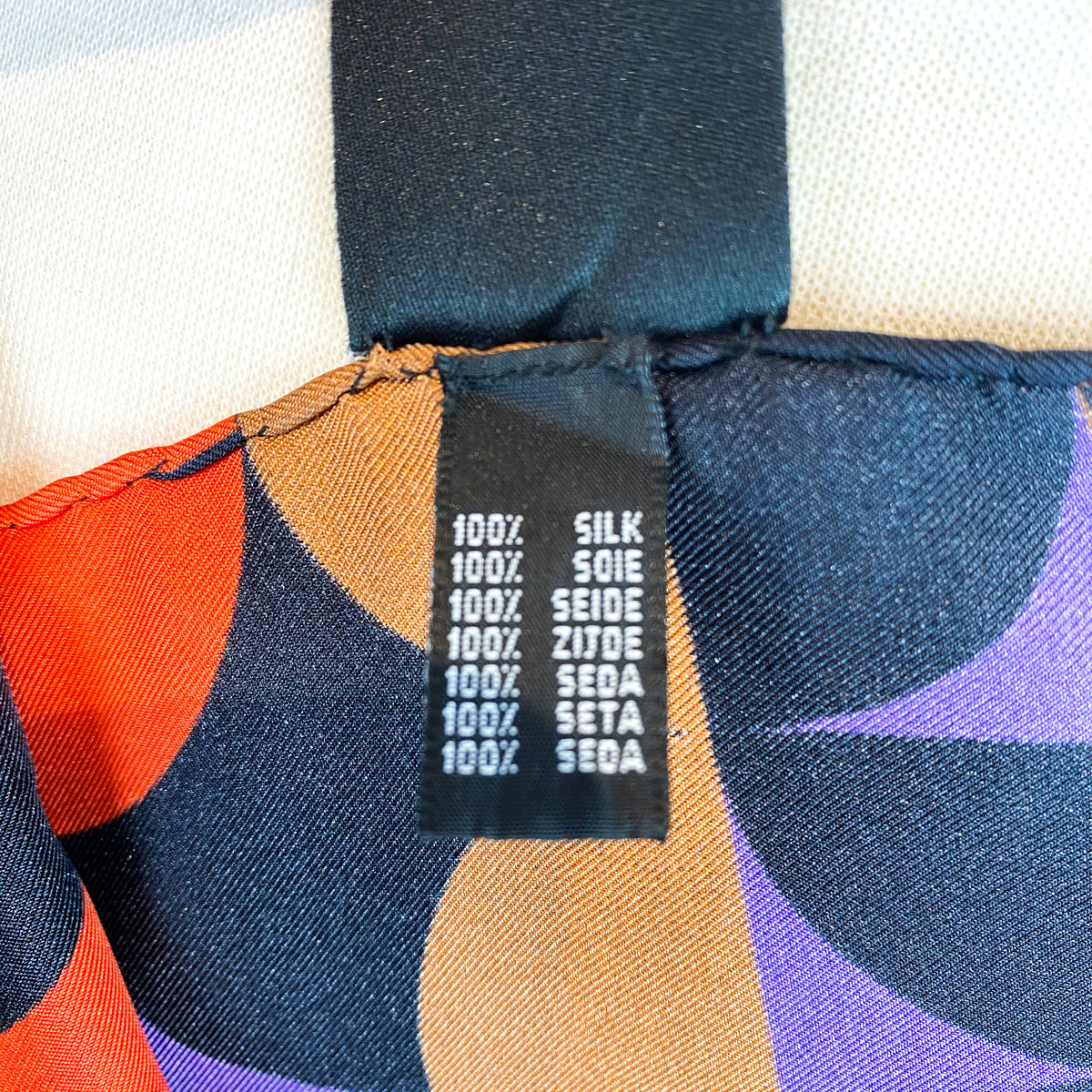 Immaculate Dunhill Abstract Silk Scarf