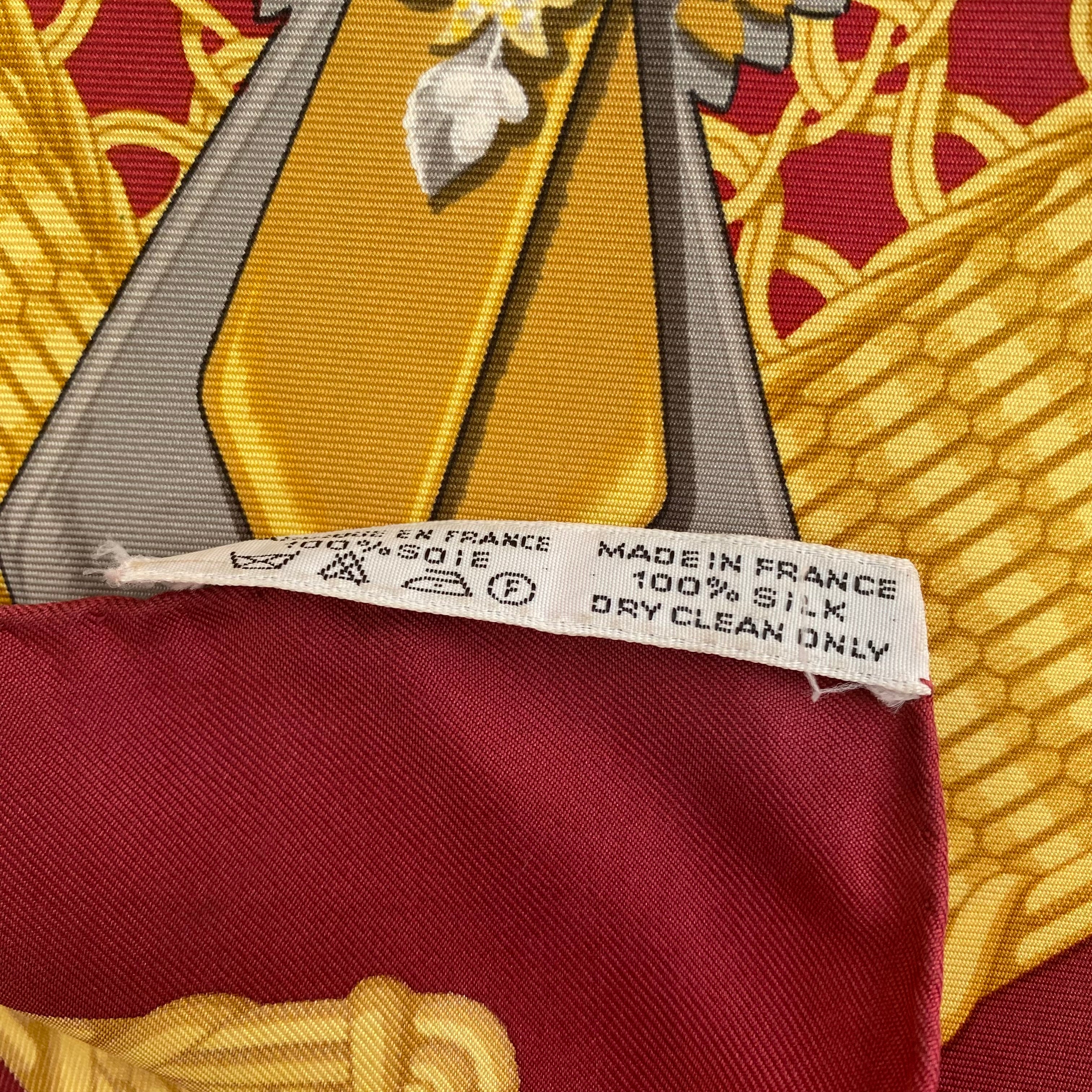 Hermès Voitures Paniers Silk Scarf