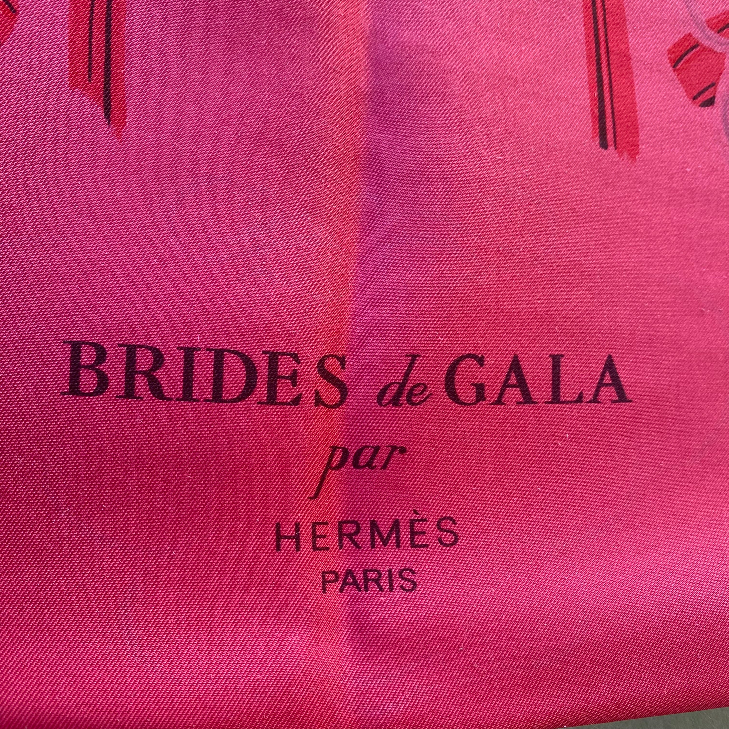 Immaculate Hermès Brides De Gala Silk Scarf Surteint