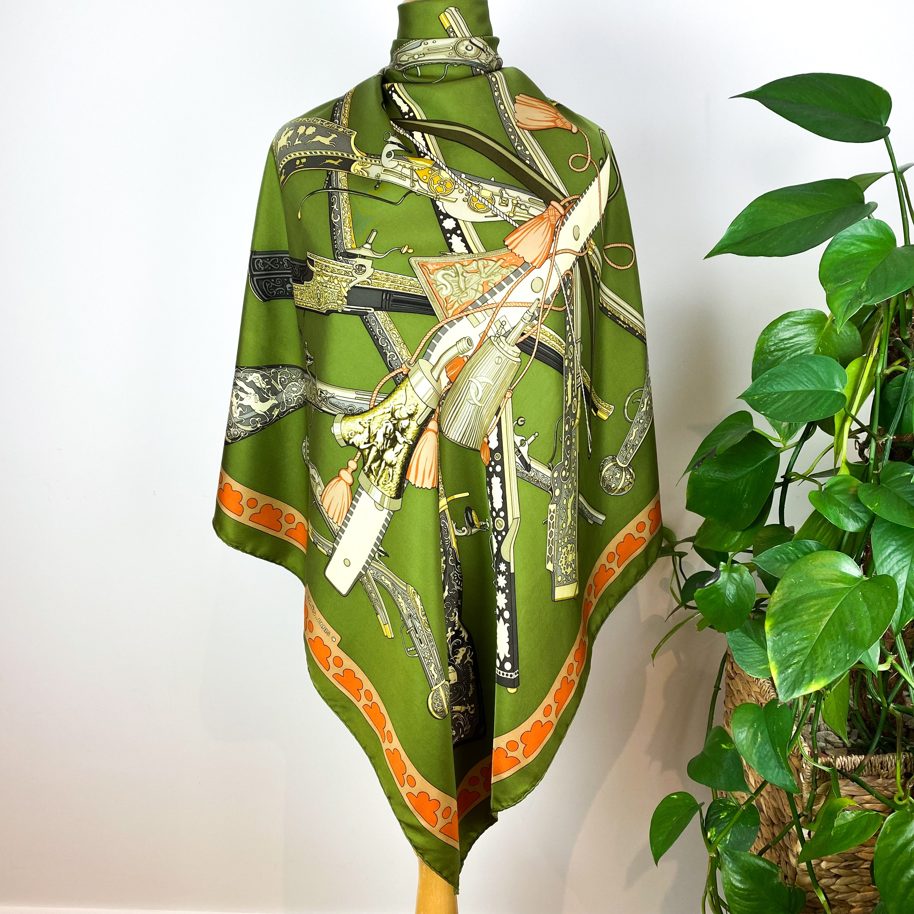 Boxed Hermes 1972 Diane Vintage Silk Scarf
