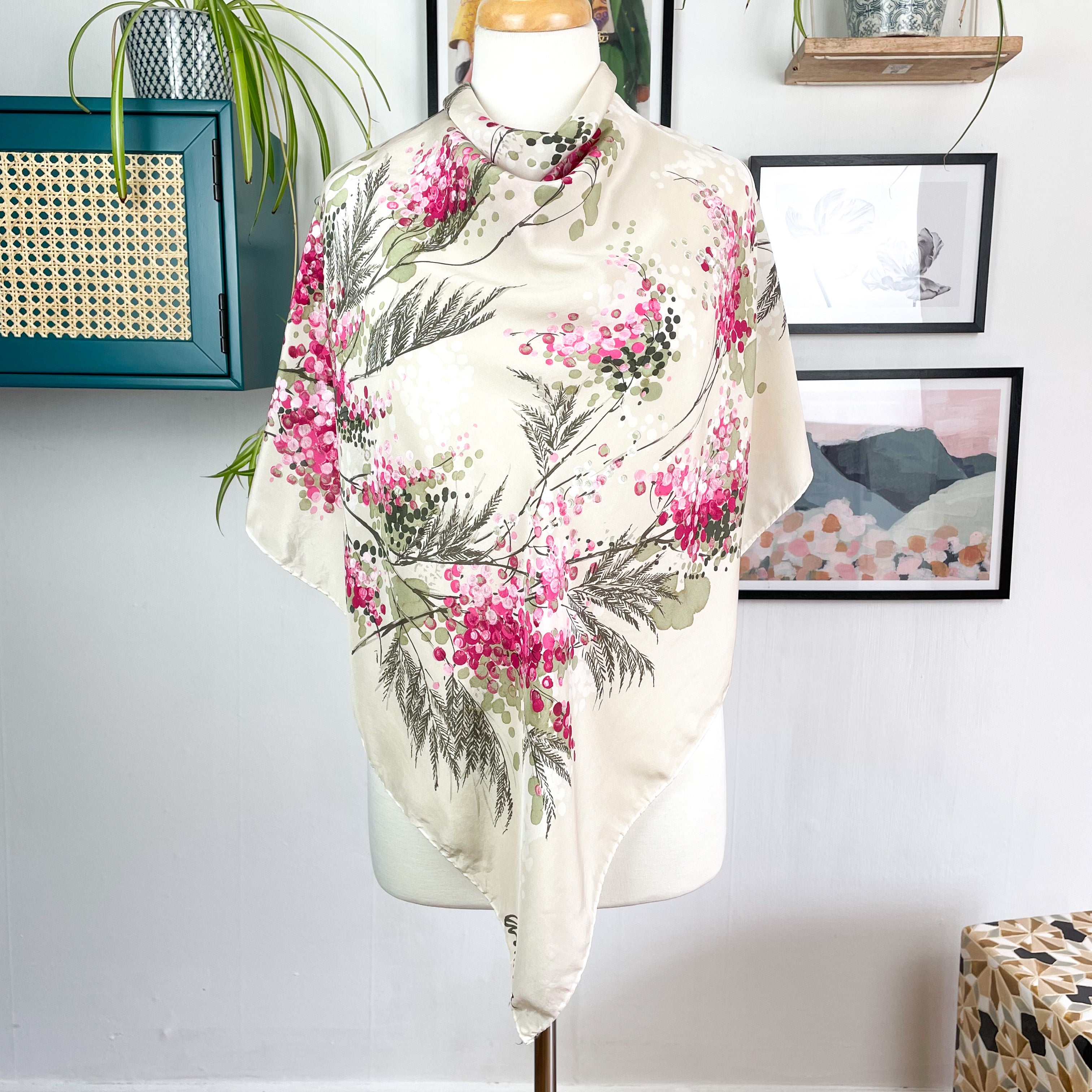 1970s French Floral Vintage Crêpe Silk Scarf