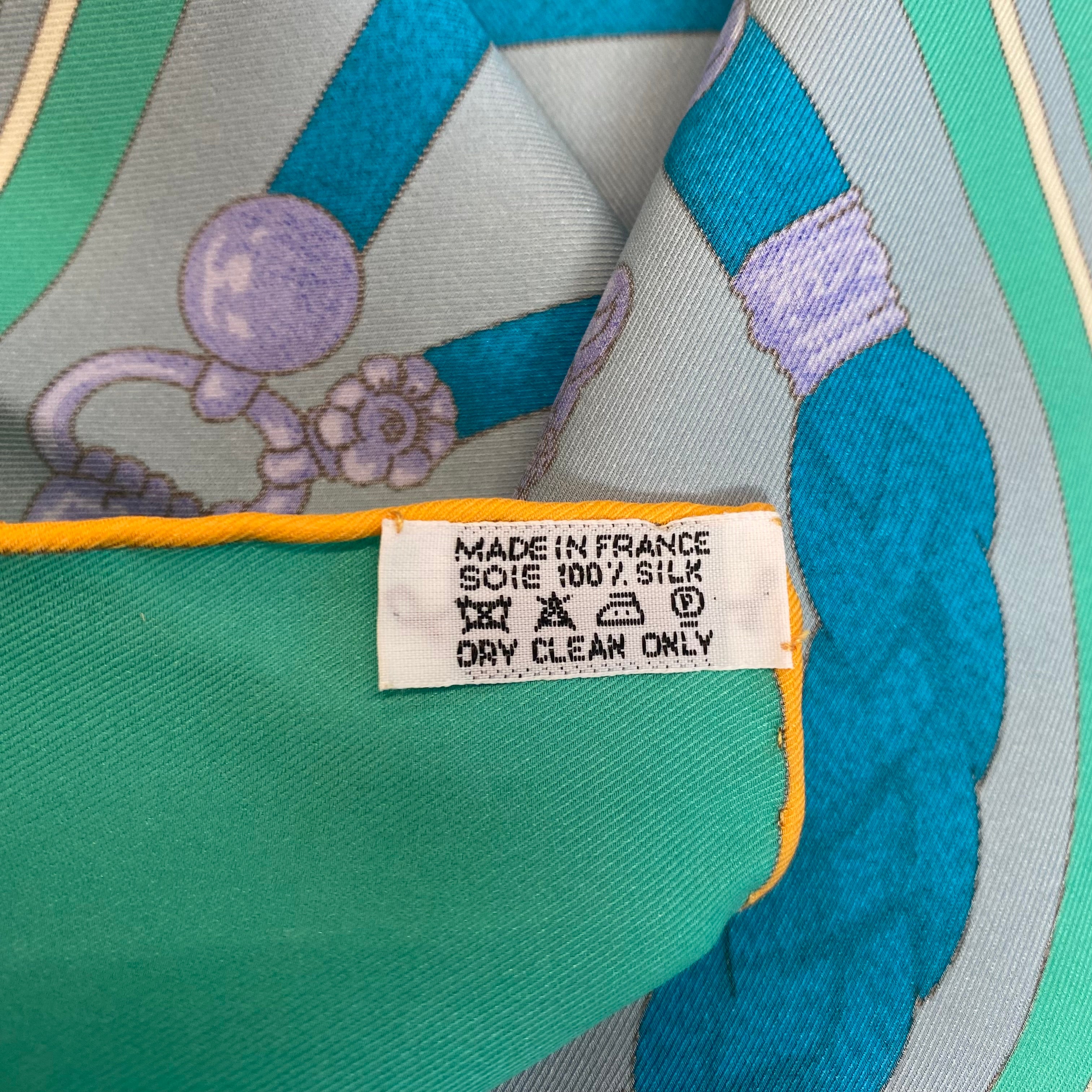 Pristine Hermès 70 Gaucho Par Hermès Silk Scarf
