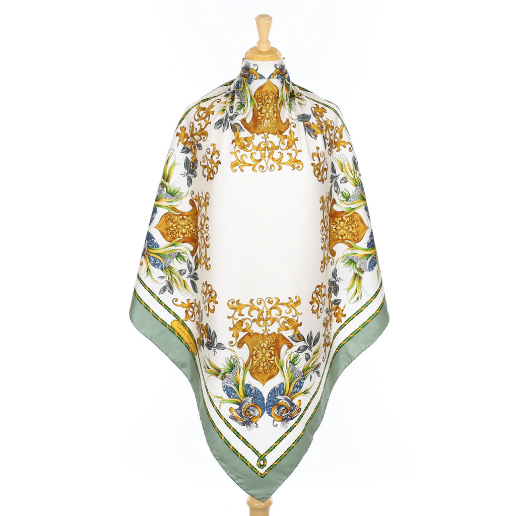 Immaculate Salvatore Ferragamo Cream Patterned Silk Scarf