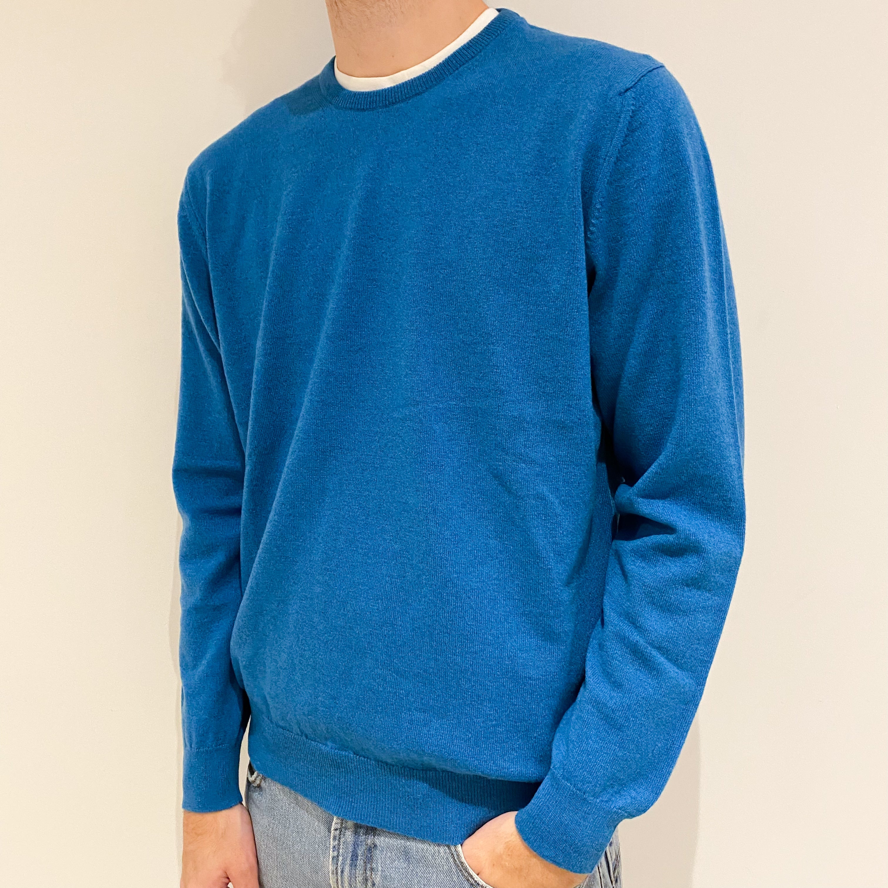Men’s Brand New Scottish Teal Blue Cashmere Crew Neck Jumper Large