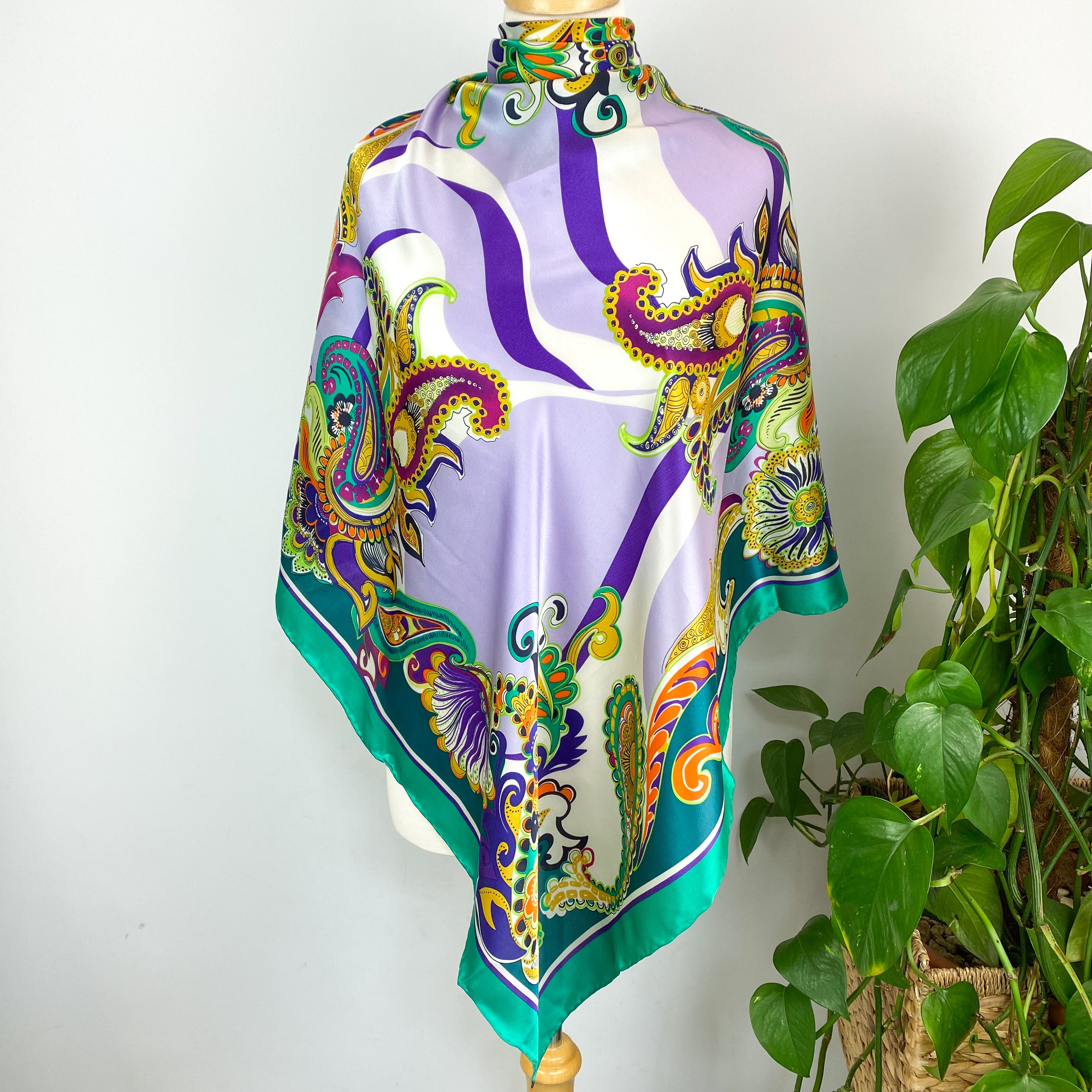 Immaculate Codello Floral Silk Scarf