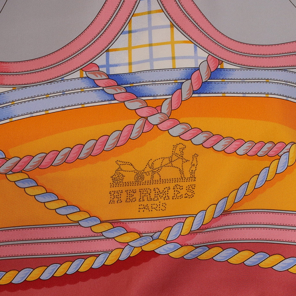 Pristine Hermès Grande Tenue Silk Scarf
