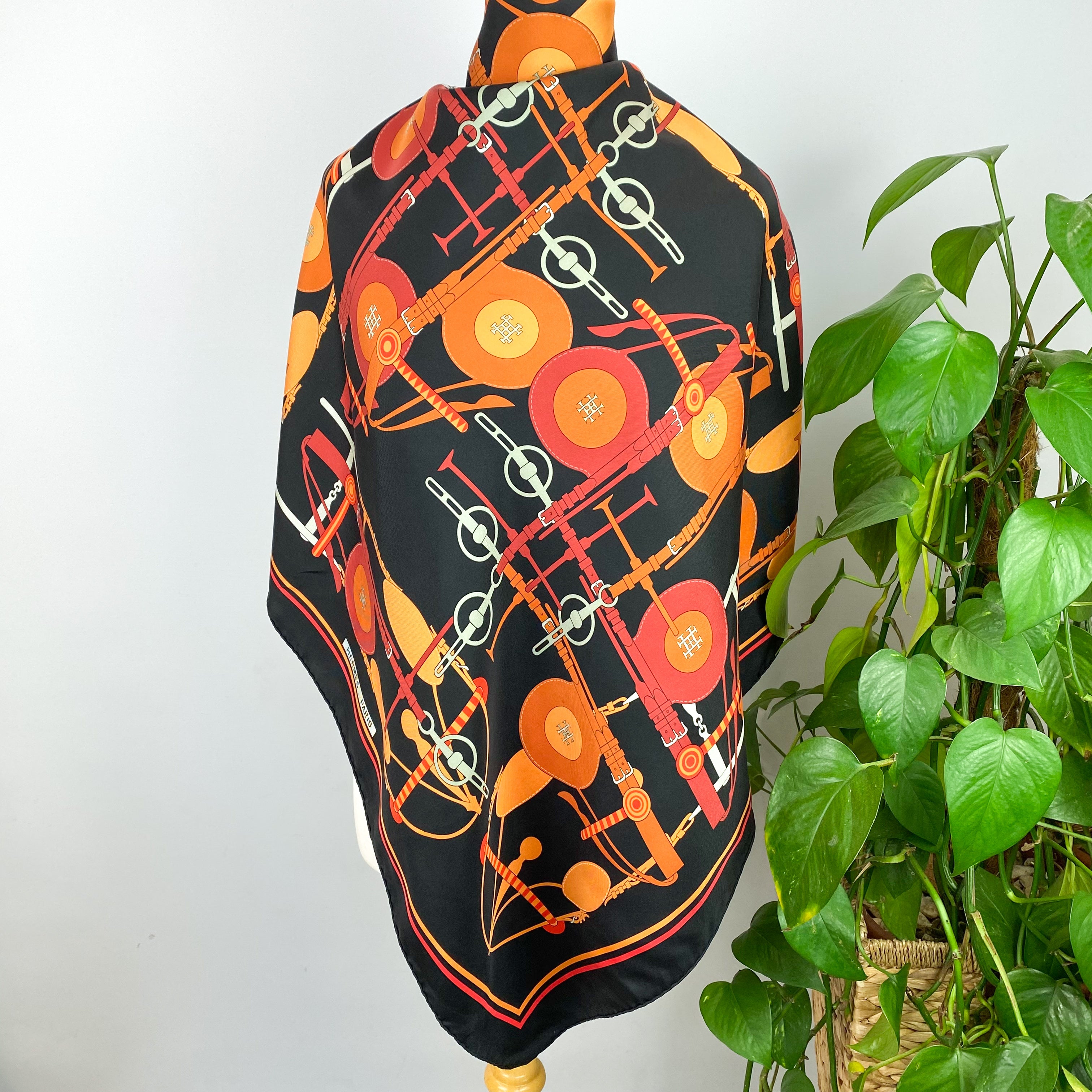 Boxed Hermés Brides et Frontaux Vintage Silk Scarf